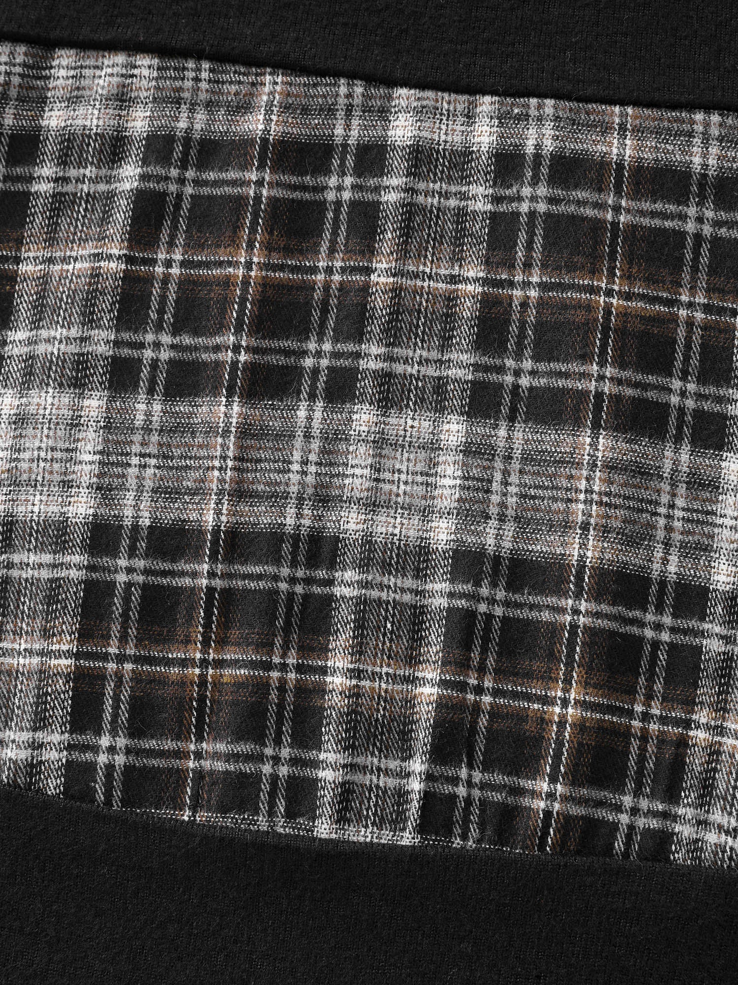 Supersoft Plaid Pattern T-Shirt - Image 5