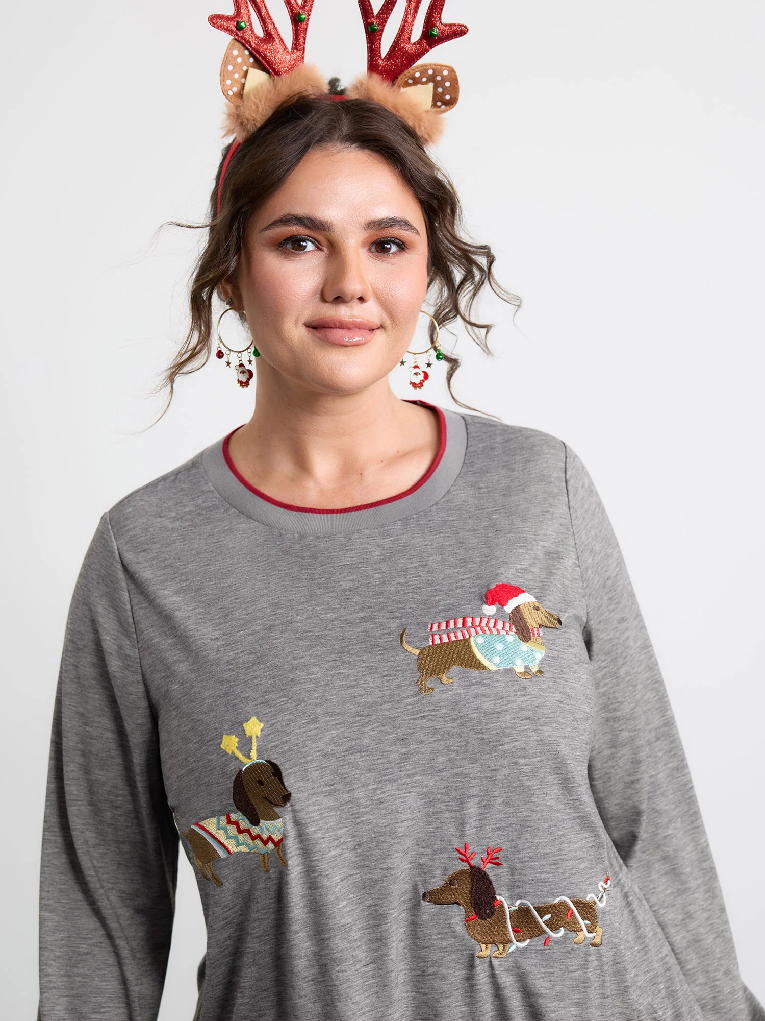 Supersoft Puppy Embroidery Contrast T-Shirt - Image 10
