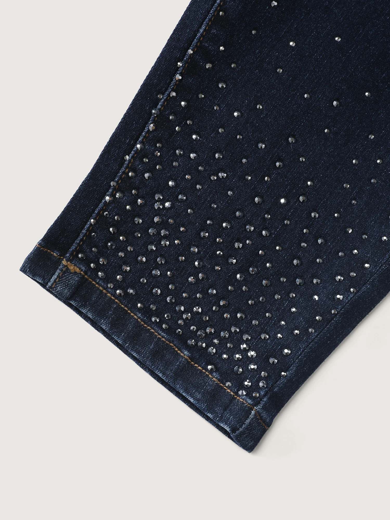 Pull-On Rhinestone Hem Cropped Jeans - Image 9