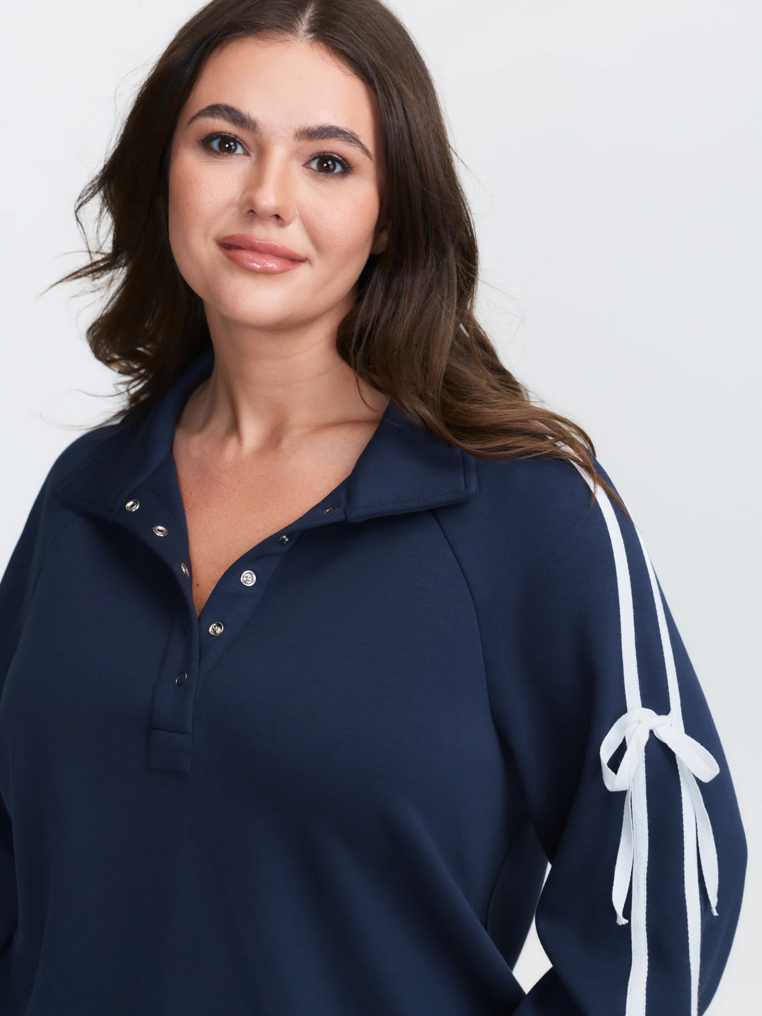Supersoft Ribbon Detail Contrast Sweatshirt - Image 2