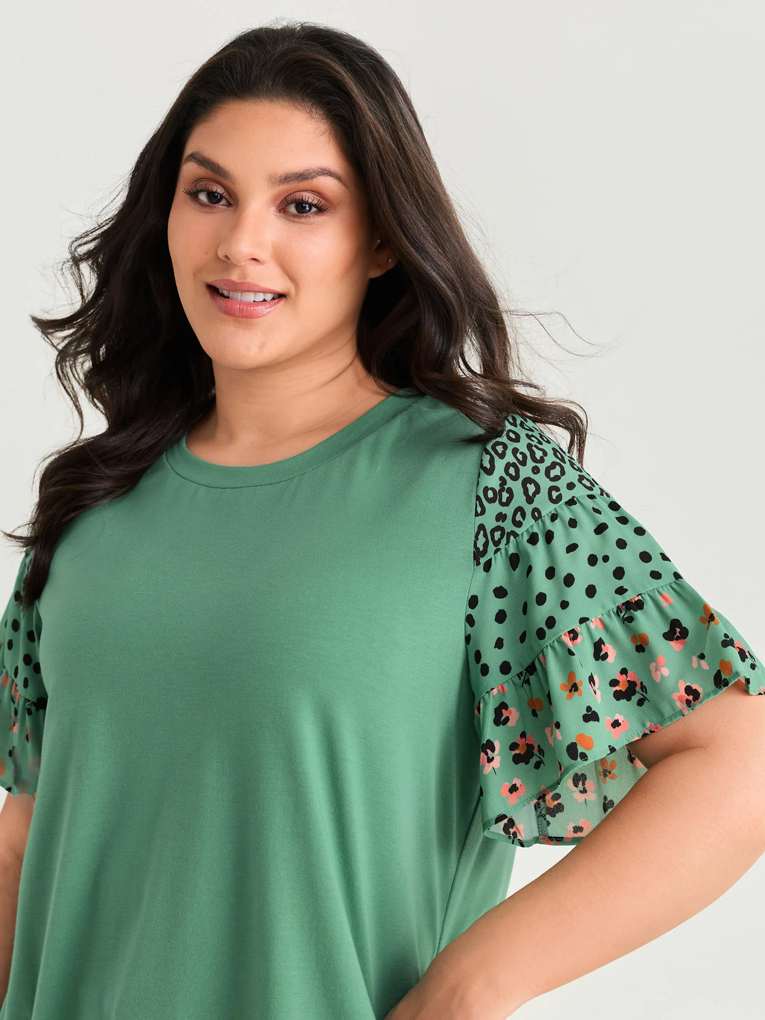 Supersoft Round Neck Color Block Floral Sleeve T-Shirt - Image 2