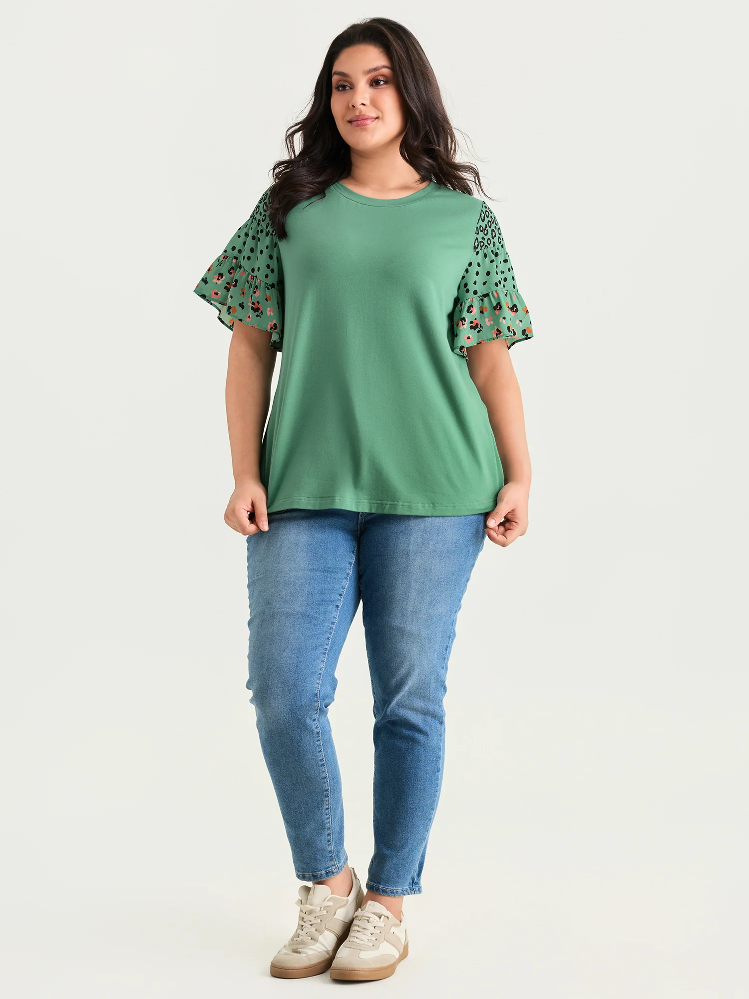 Supersoft Round Neck Color Block Floral Sleeve T-Shirt - Image 3
