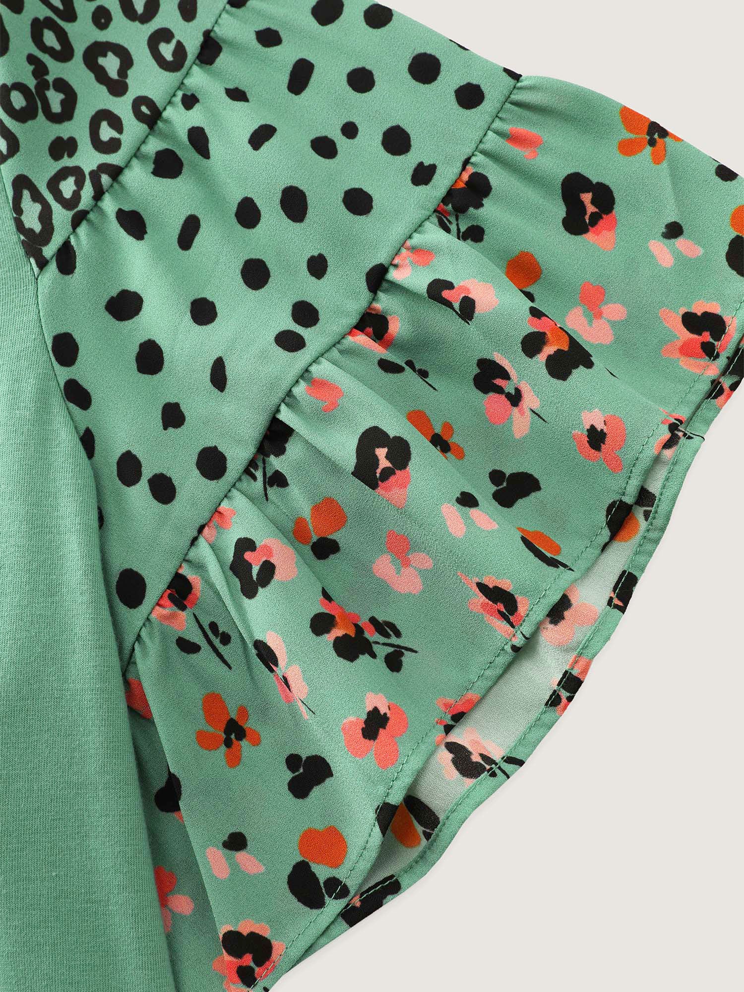 Supersoft Round Neck Color Block Floral Sleeve T-Shirt - Image 5