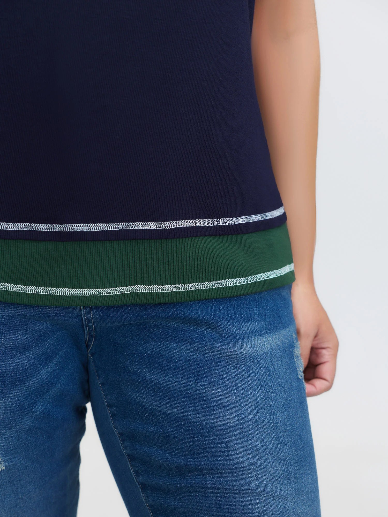 Supersoft Scoop Neckline Contrast Tank Top - Image 4