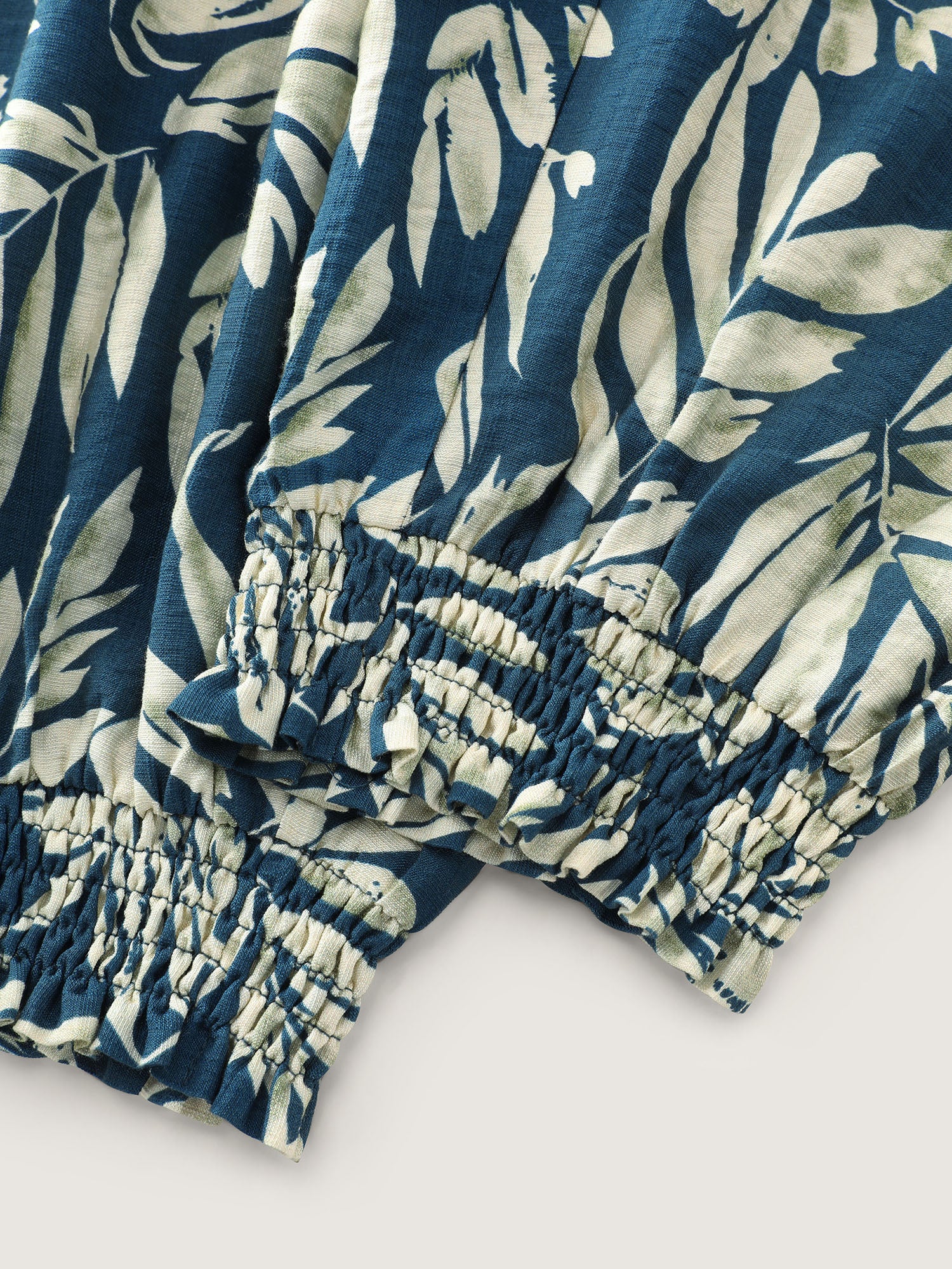 Supersoft Silohuette Flower Shirred Cuff Pants - Image 7