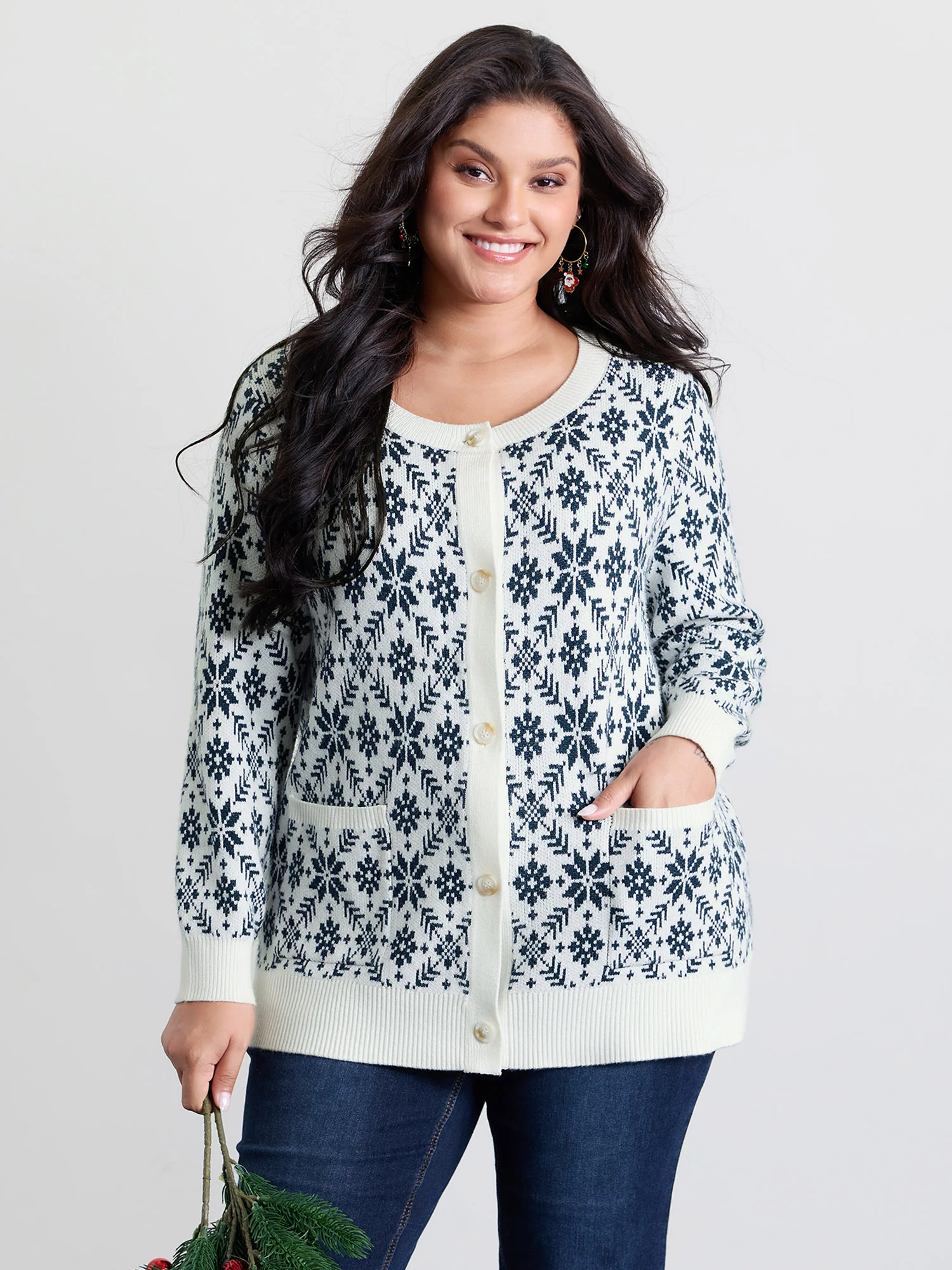 Supersoft Snowflake Jacquard Pattern Pockets Knit Cardigan - Image 4