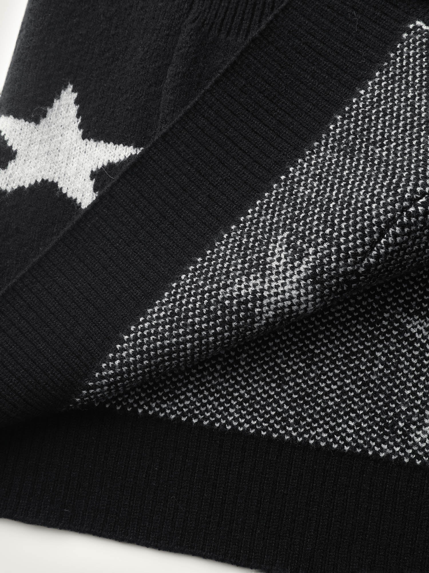 Supersoft Star Jacquard Pockets Button Knit Cardigan - Image 7
