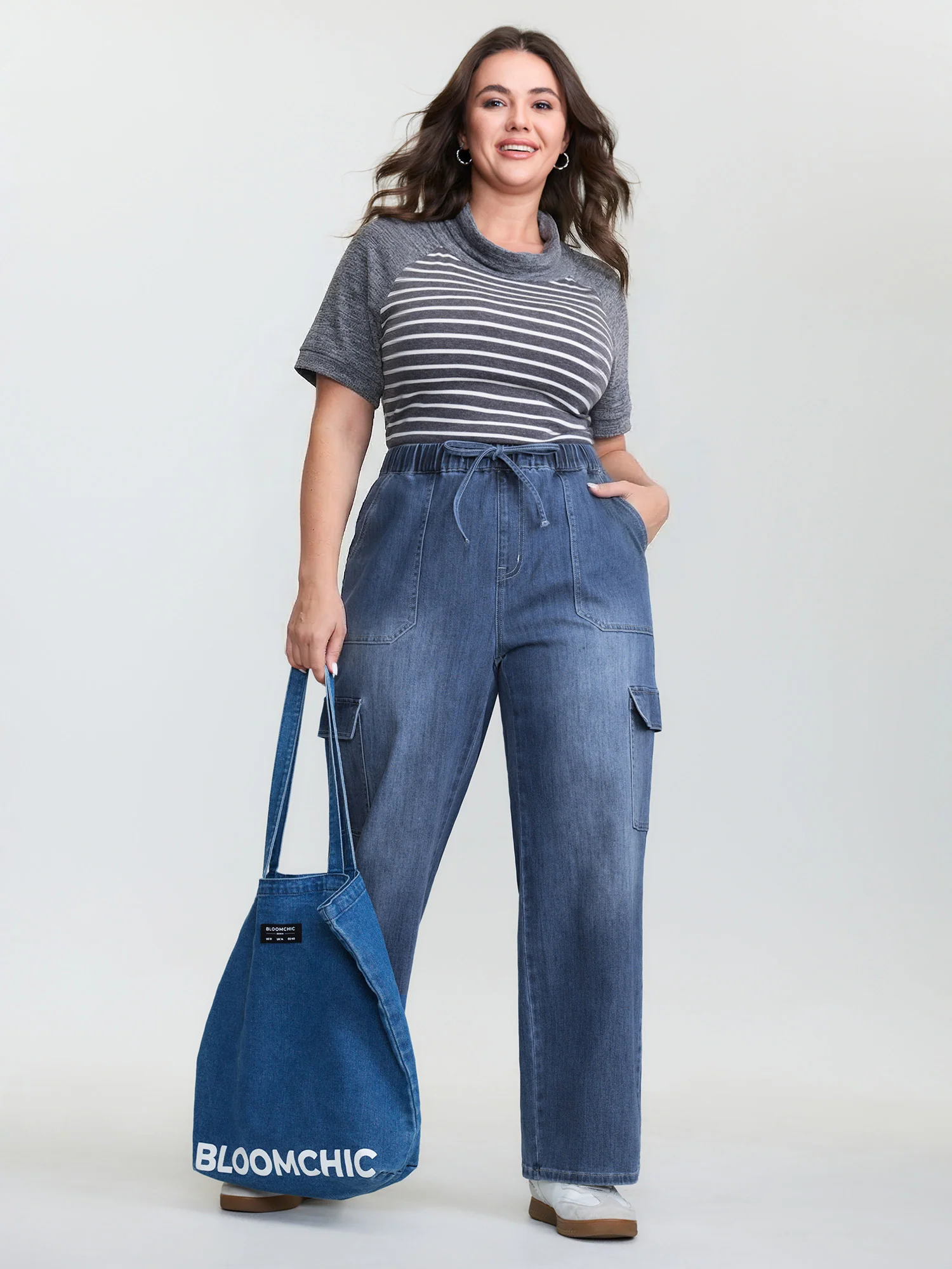 Supersoft Drawstring Wide-Leg Cargo Jeans - Image 2