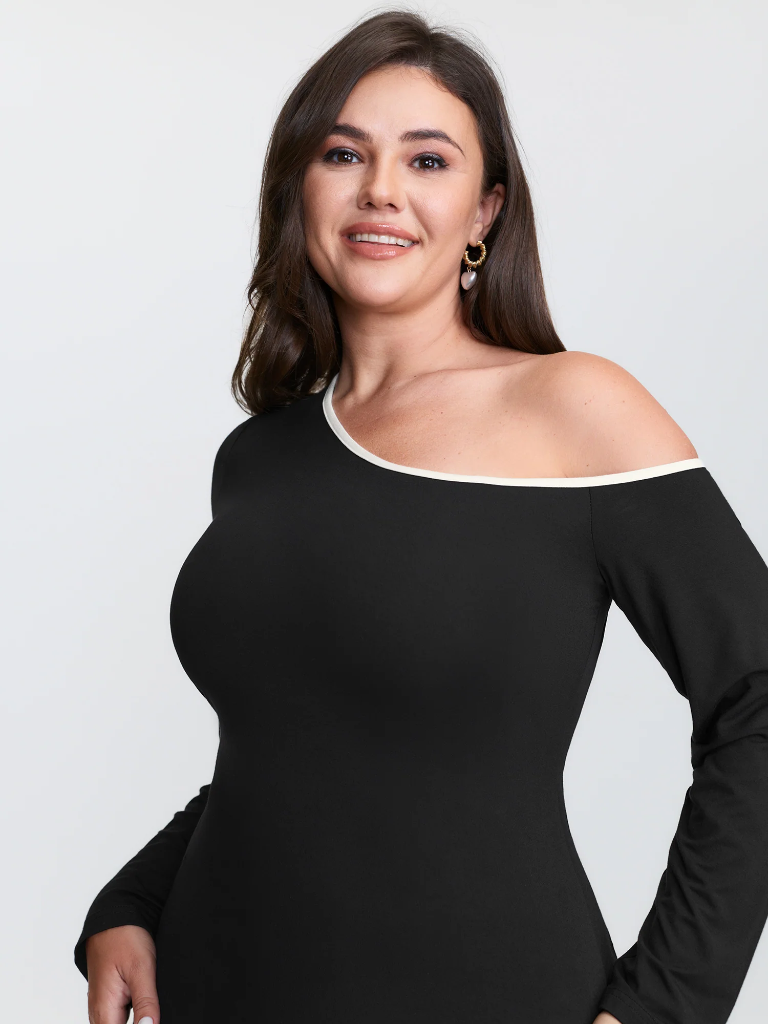 Supersoft Stretchy One-Shoulder T-Shirt - Image 4
