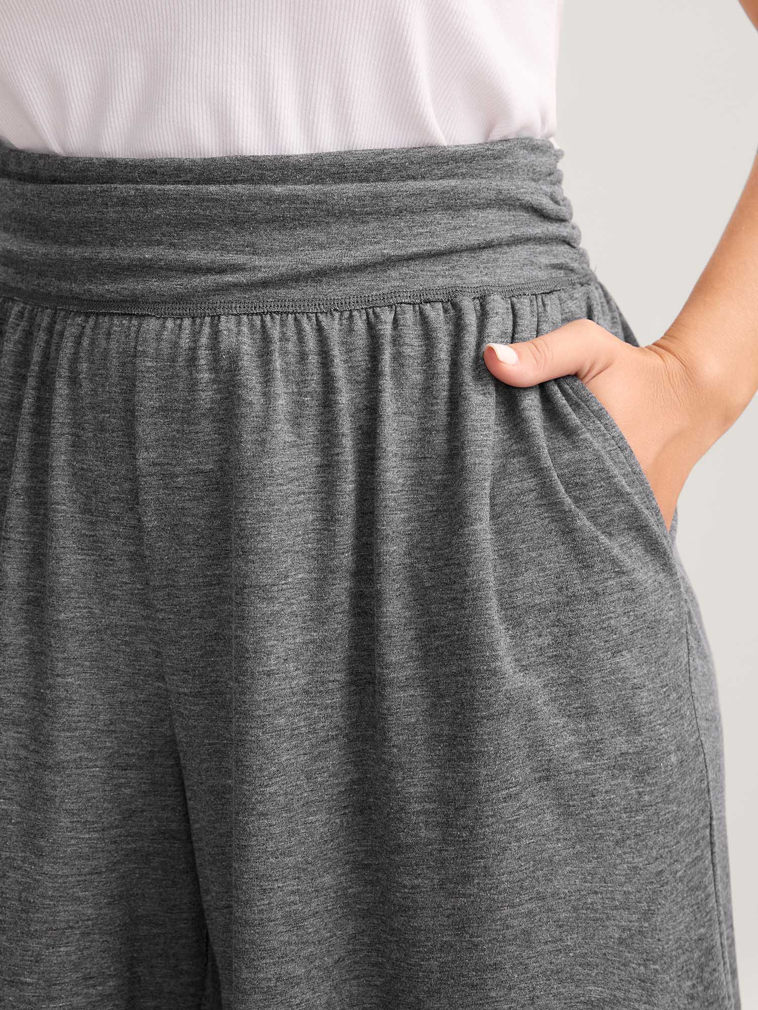 Supersoft Stretchy Pleated Waist Straight-Leg Pants - Image 3
