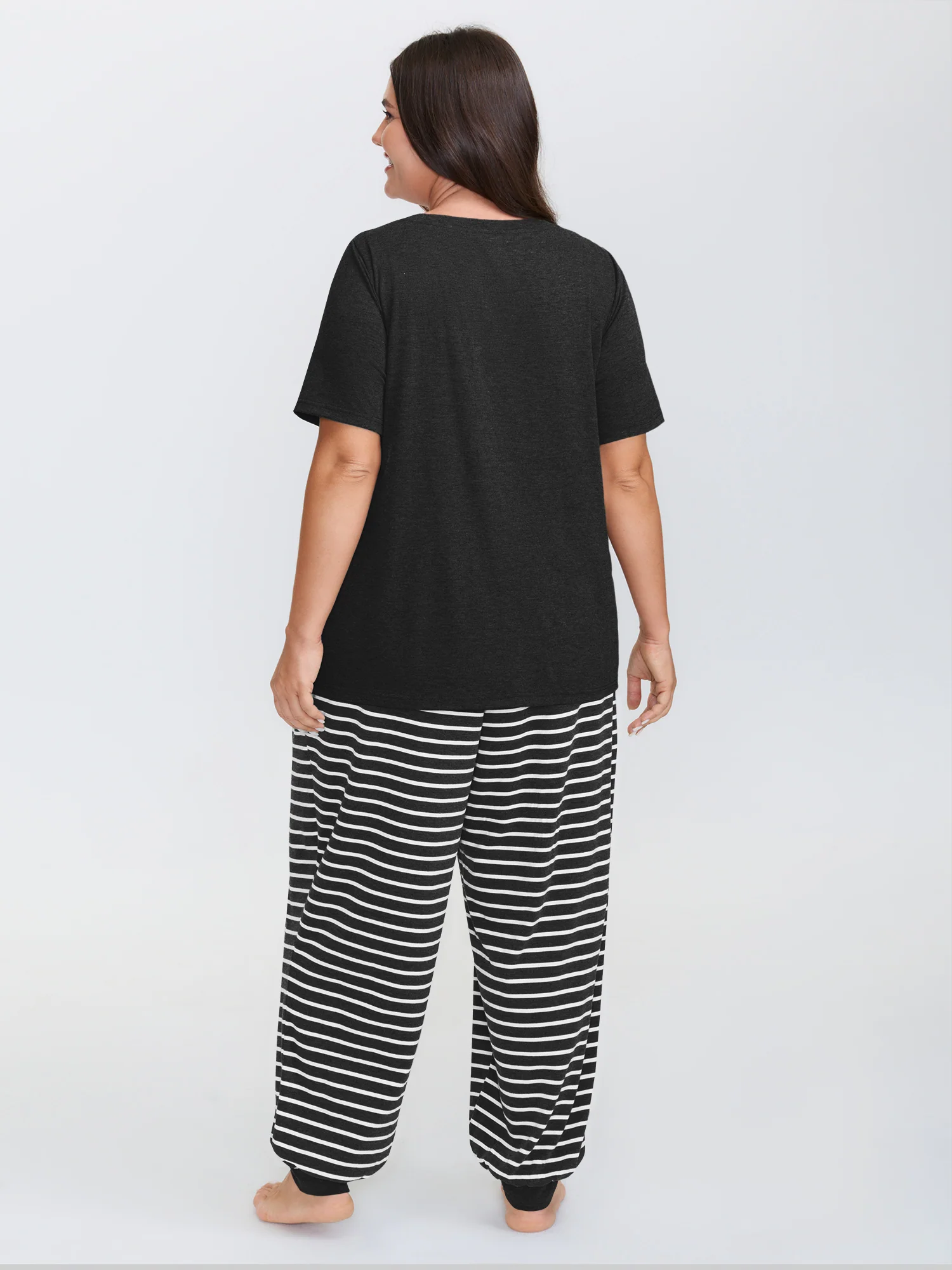Supersoft Stripes Printed Lounge Set - Image 20