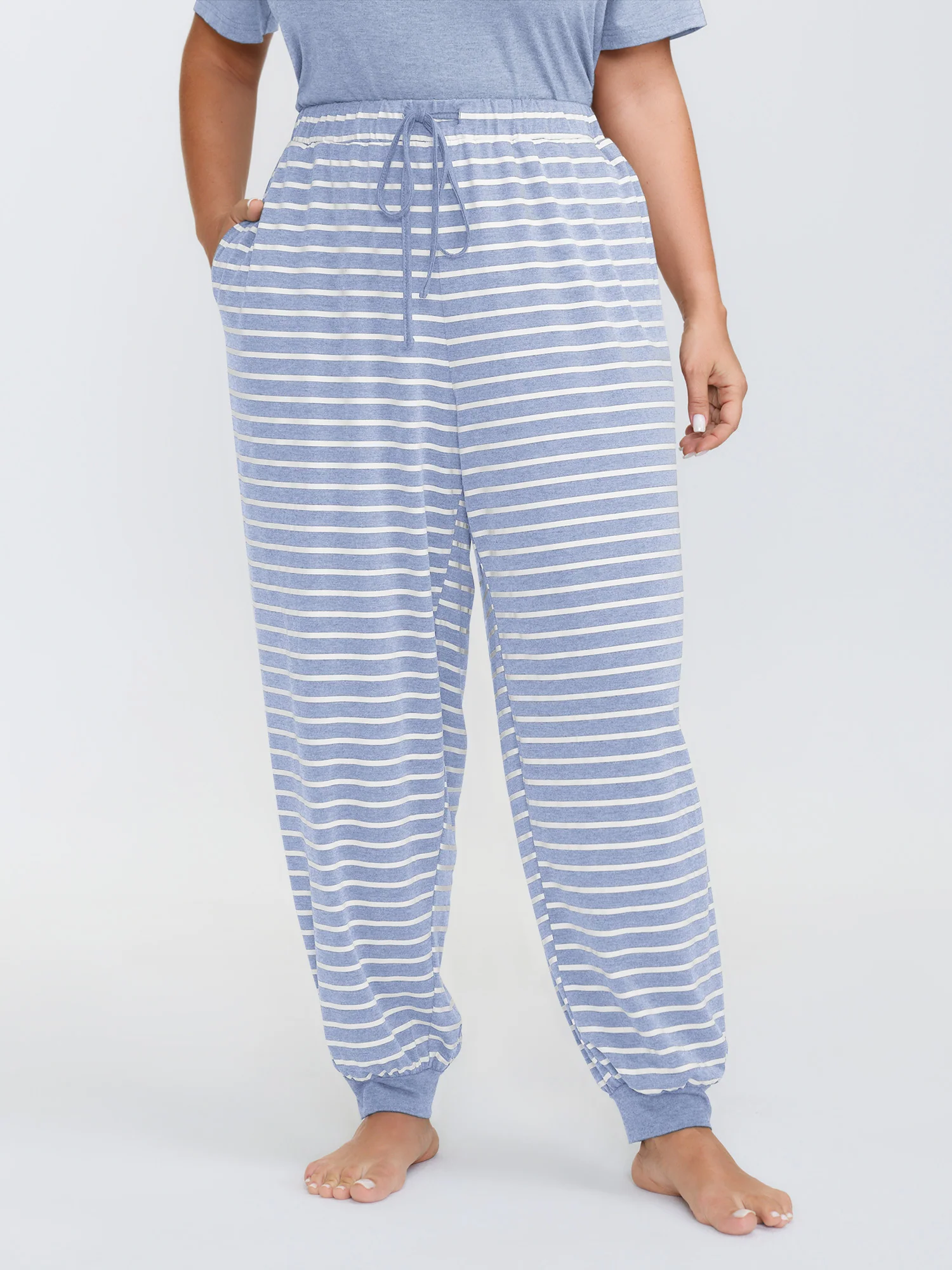 Supersoft Stripes Printed Lounge Set - Image 24