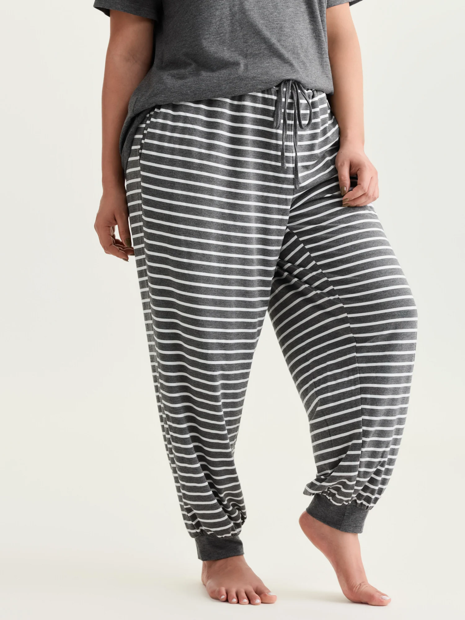Supersoft Stripes Printed Lounge Set - Image 4