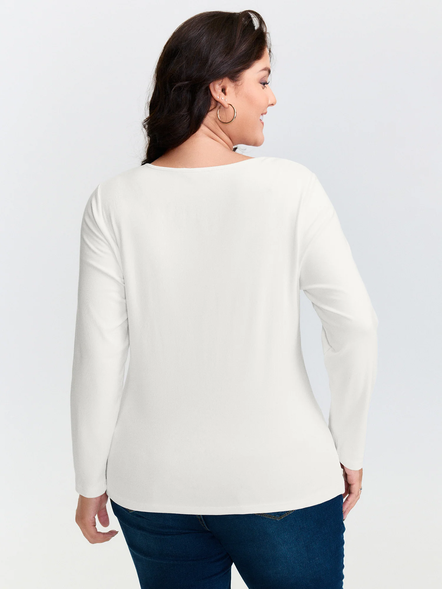 Supersoft V-Neck Fitted T-Shirt - Image 4