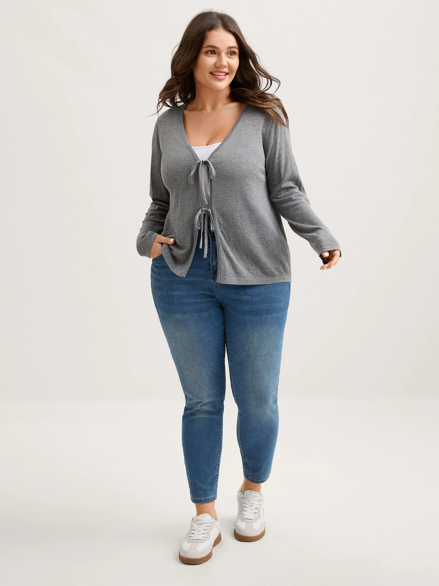 Supersoft Wool Front Tie V-Neck Knit Cardigan - Image 3