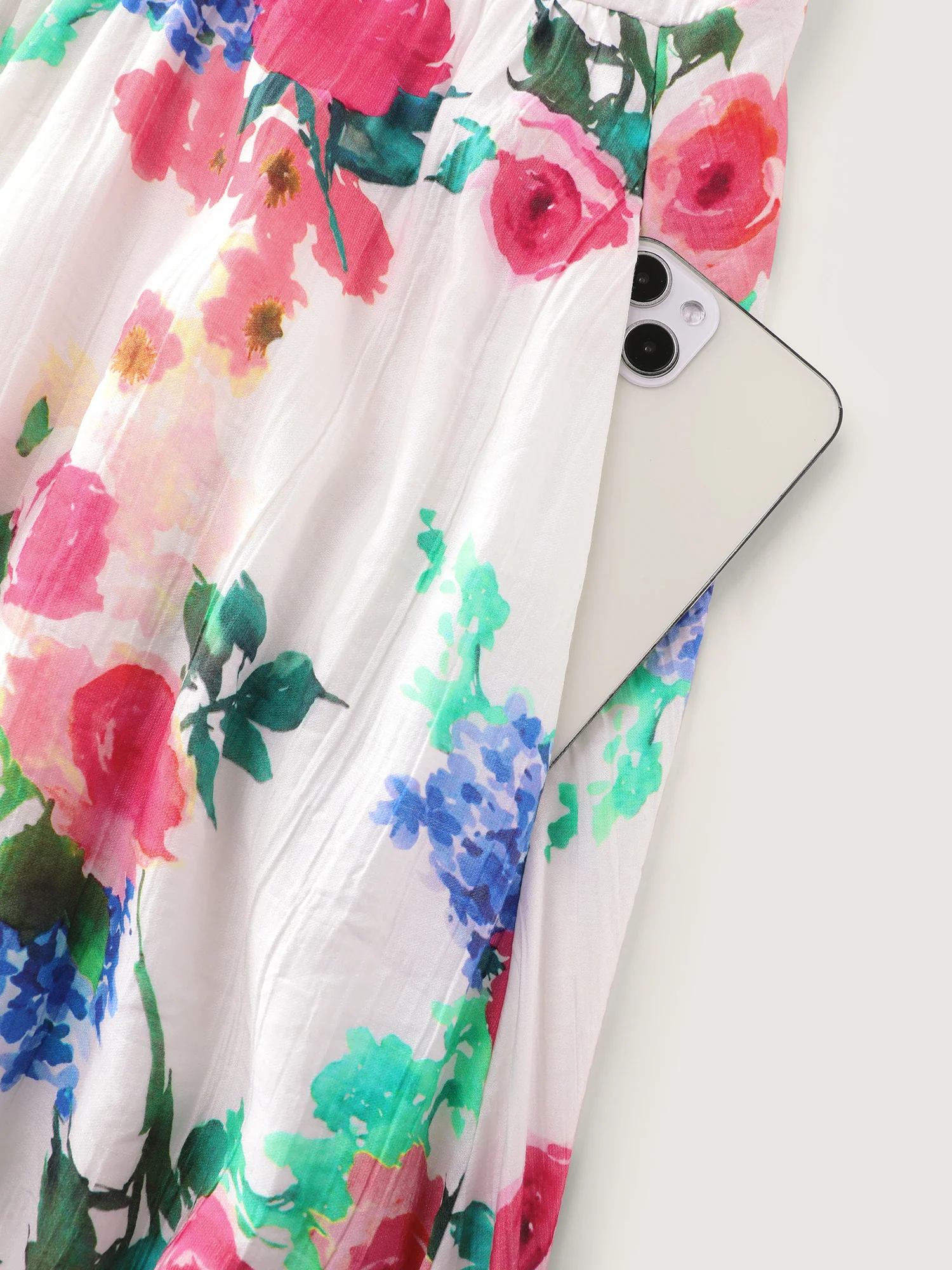 Sweet Floral Print Pockets Shirred Midi Dress - Image 6