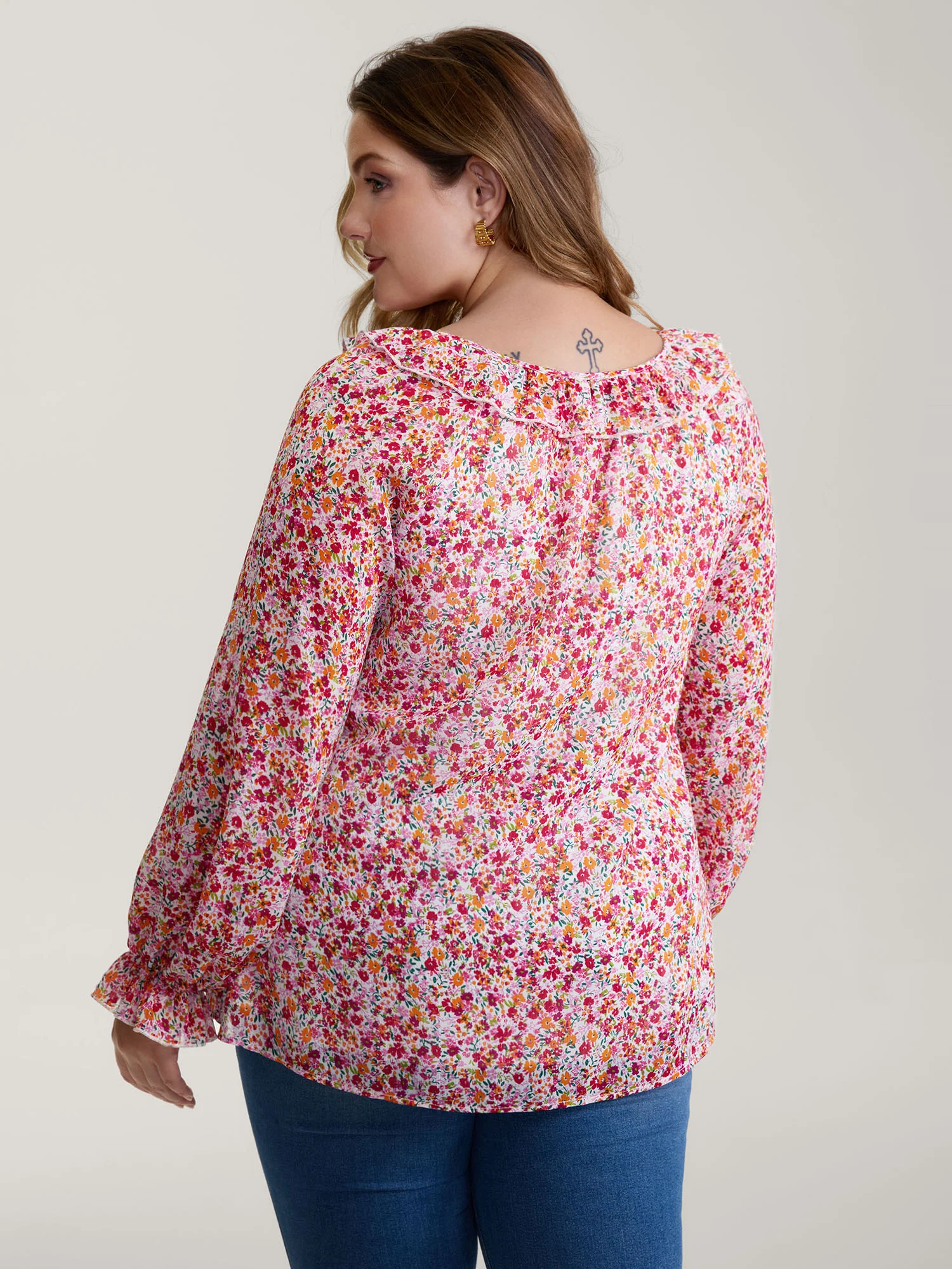 Sweet Floral Print Ruffled Neck Blouse - Image 4