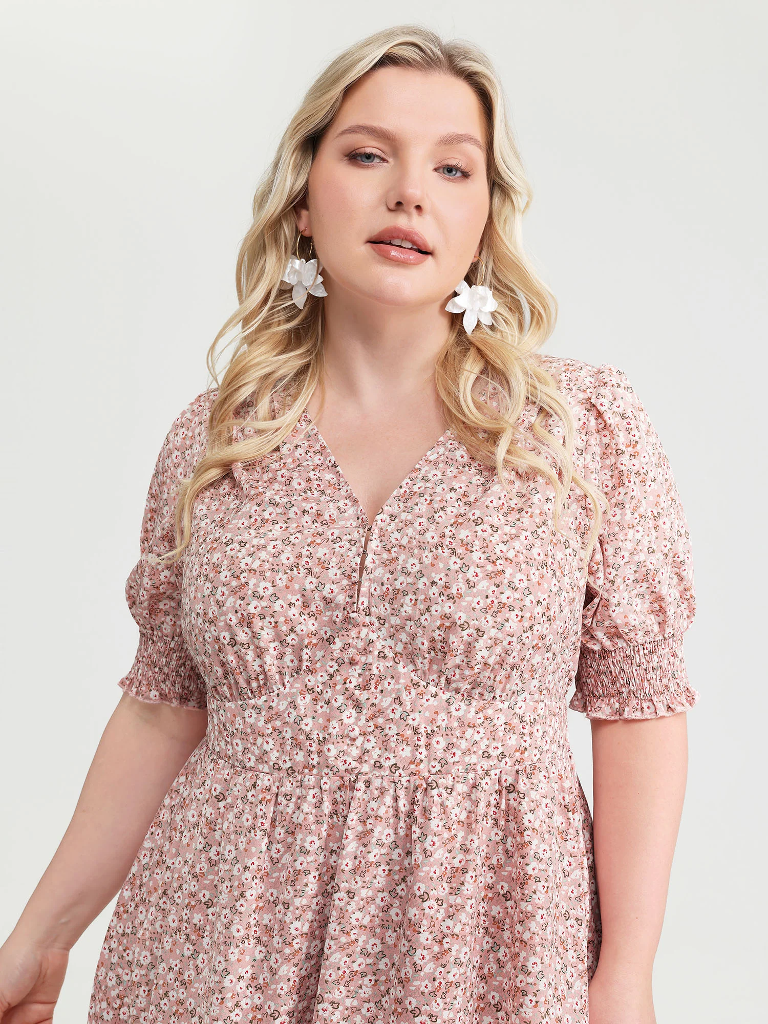 Sweet Floral Print Shirred Cuffs Pockets Midi Dress - Image 2