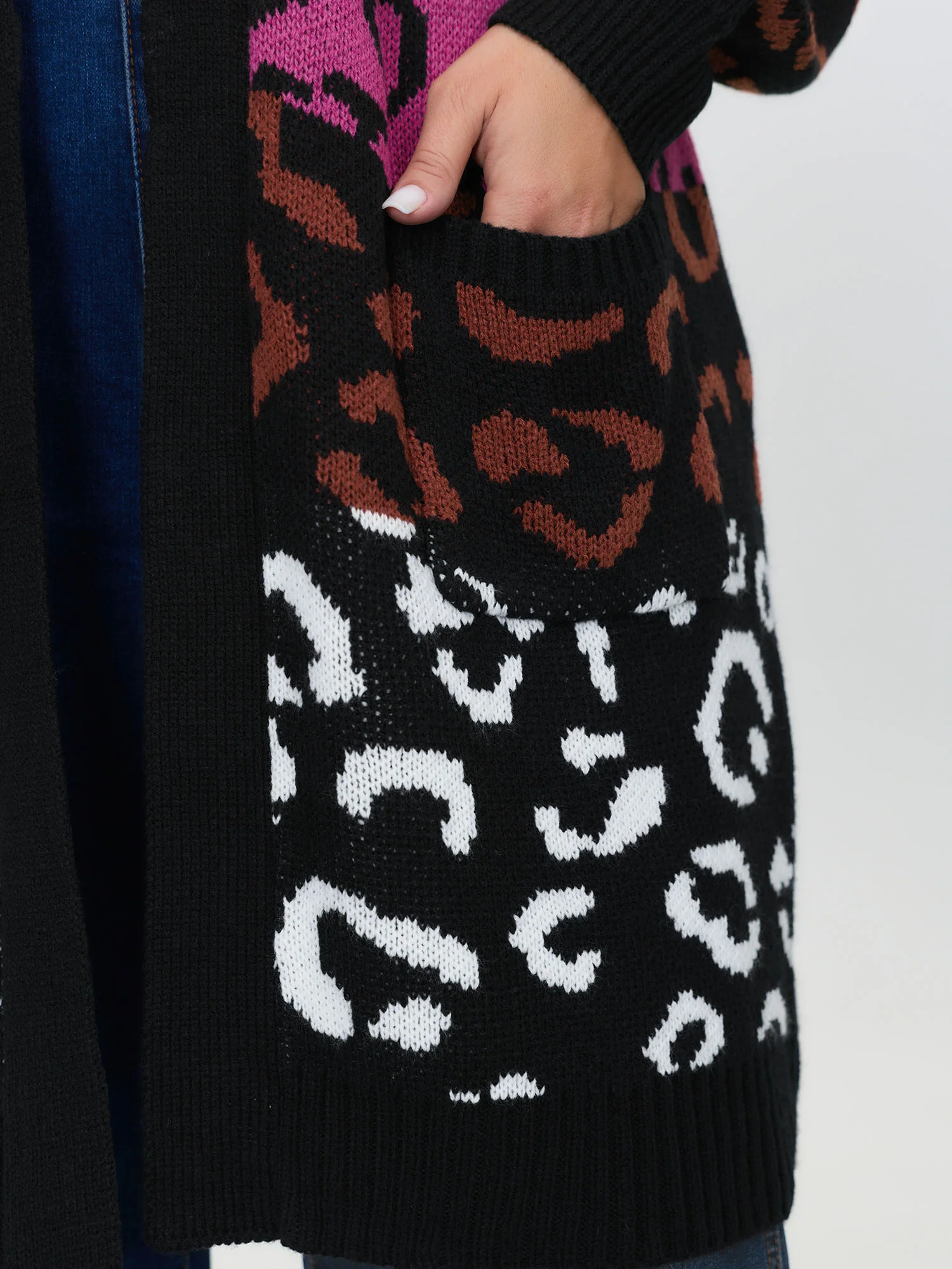 Sweet Leopard Print Jacquard Knit Cardigan - Image 4