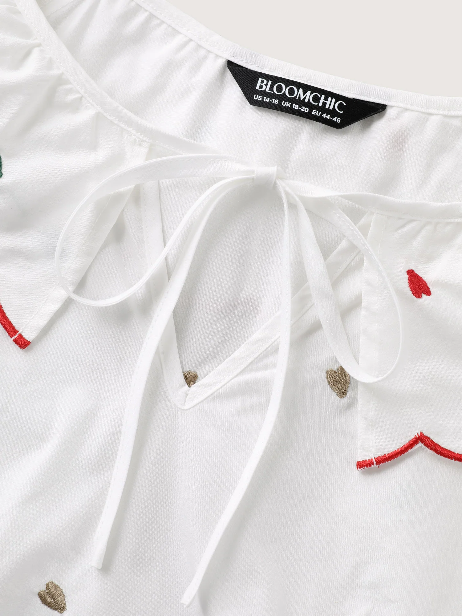 Sweetheart Embroidery Doll Collar Blouse - Image 5