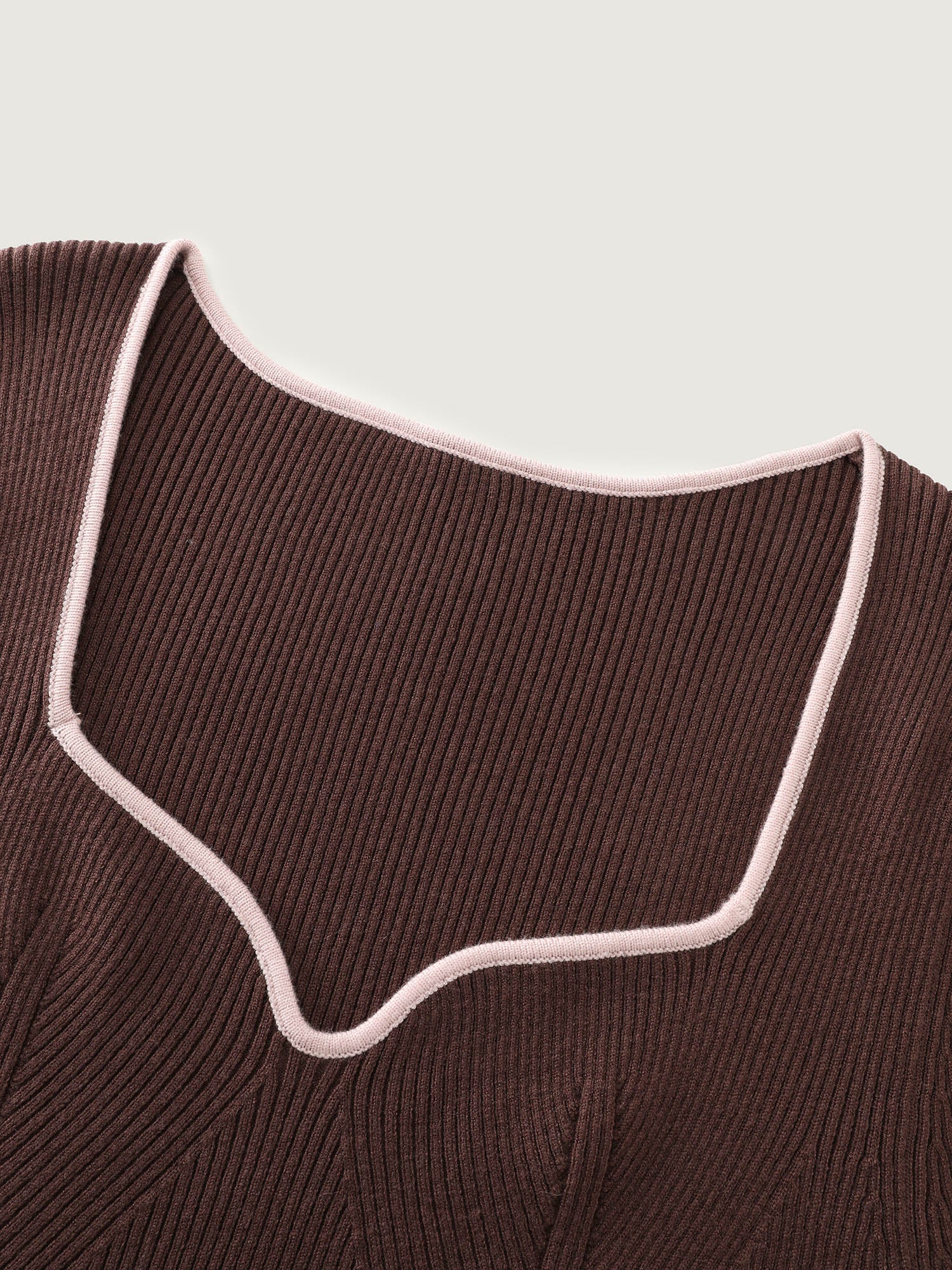 Sweetheart Neckline Cinched Waist Pullover - Image 6