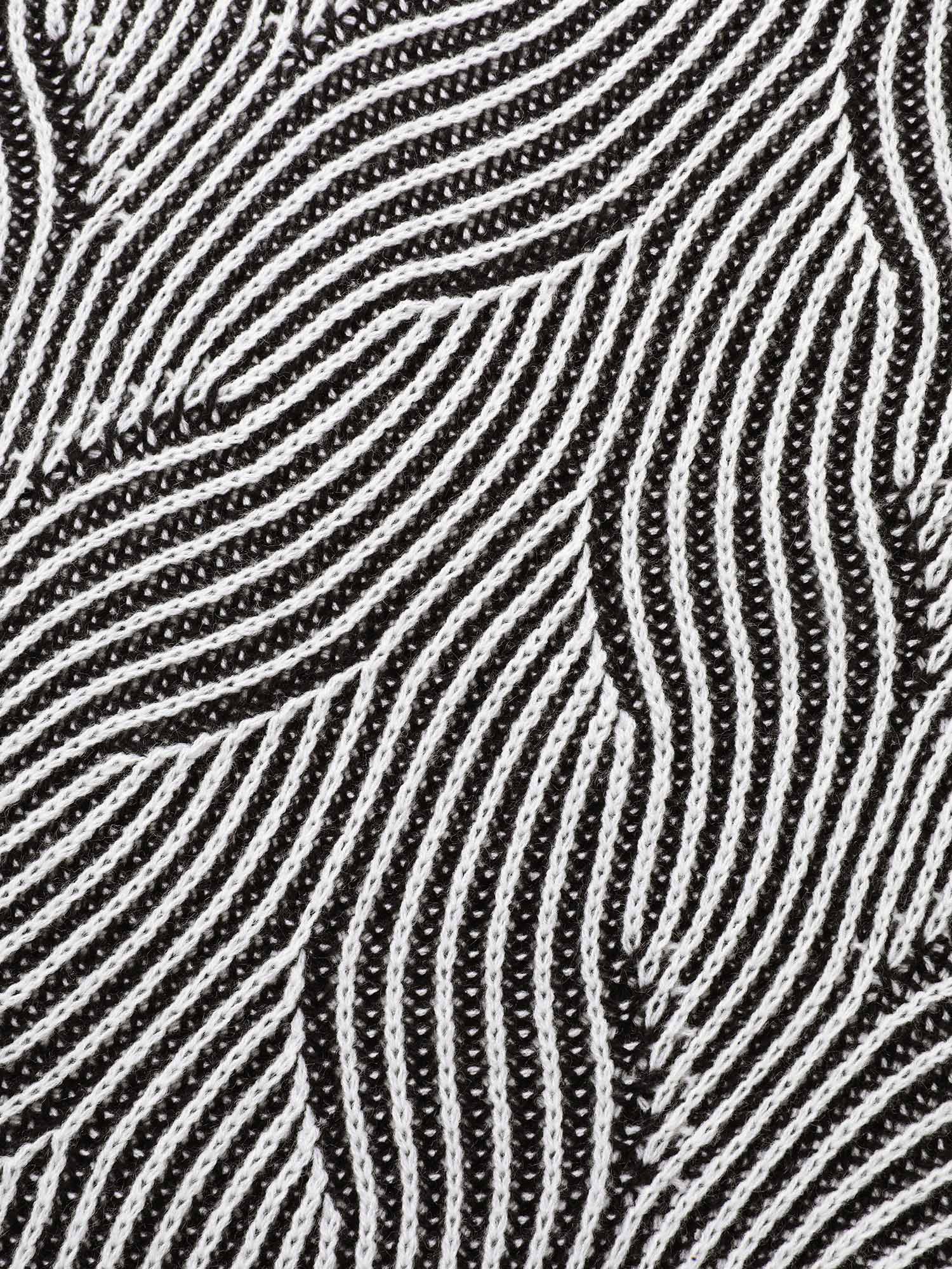 Texture Contrast Round Neck Pullover - Image 6