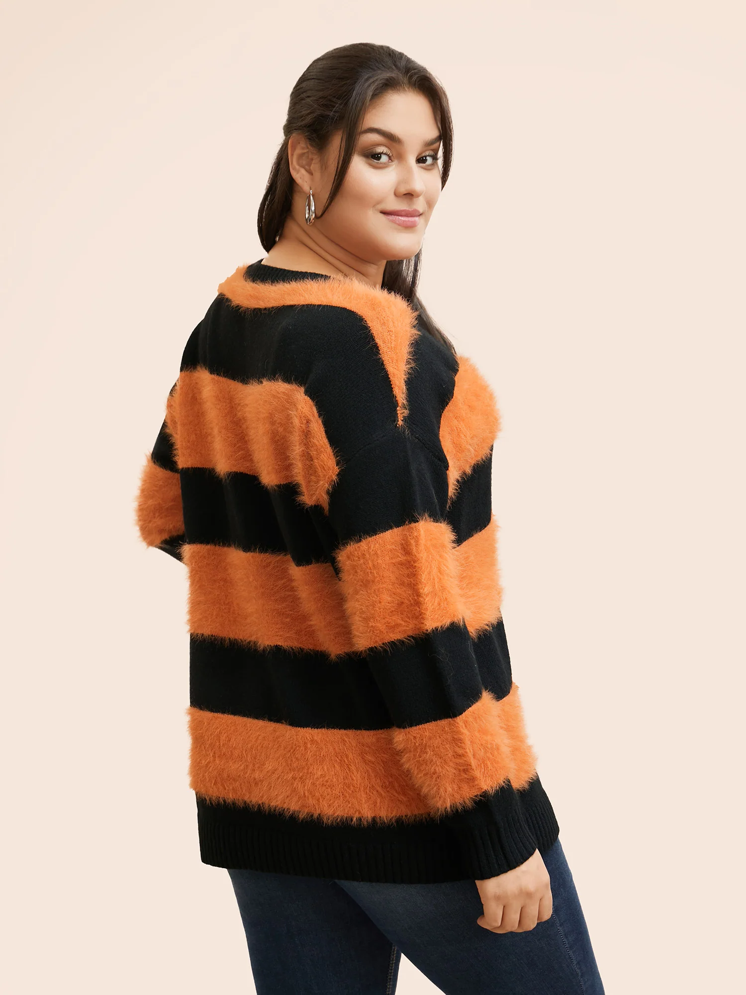 Texture Contrast V Neck Pullover - Image 2