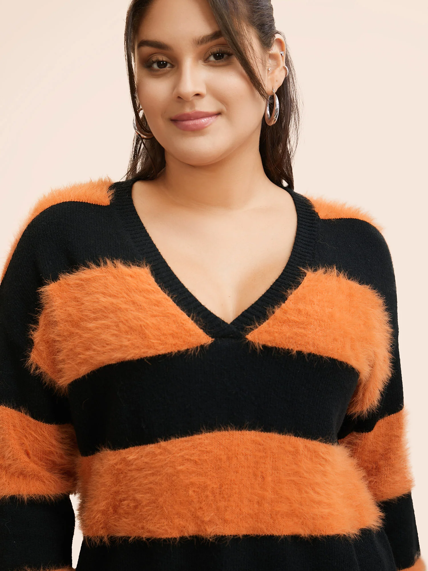 Texture Contrast V Neck Pullover - Image 5