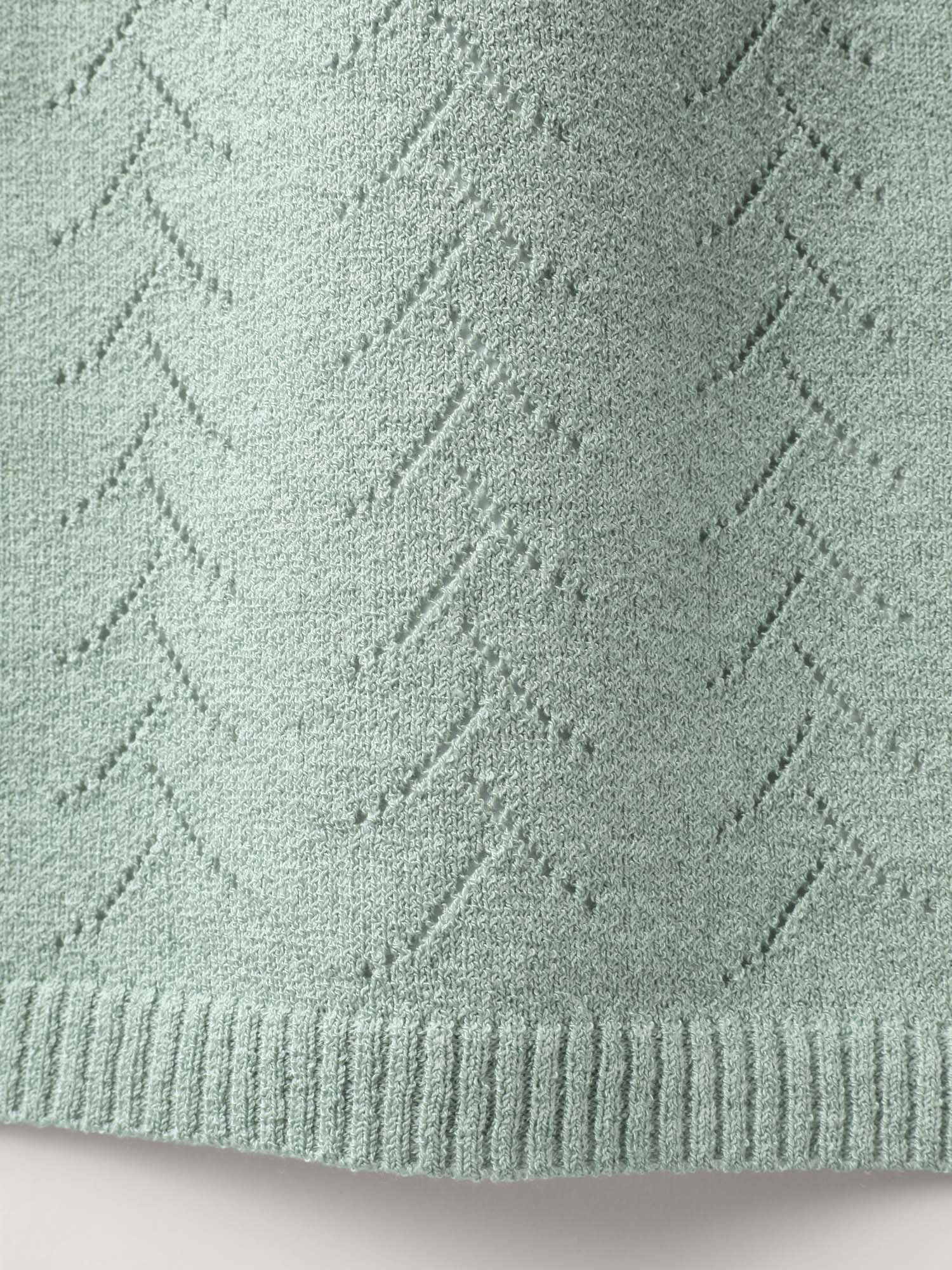 Texture V Neck Lightweight Pullover - Image 10