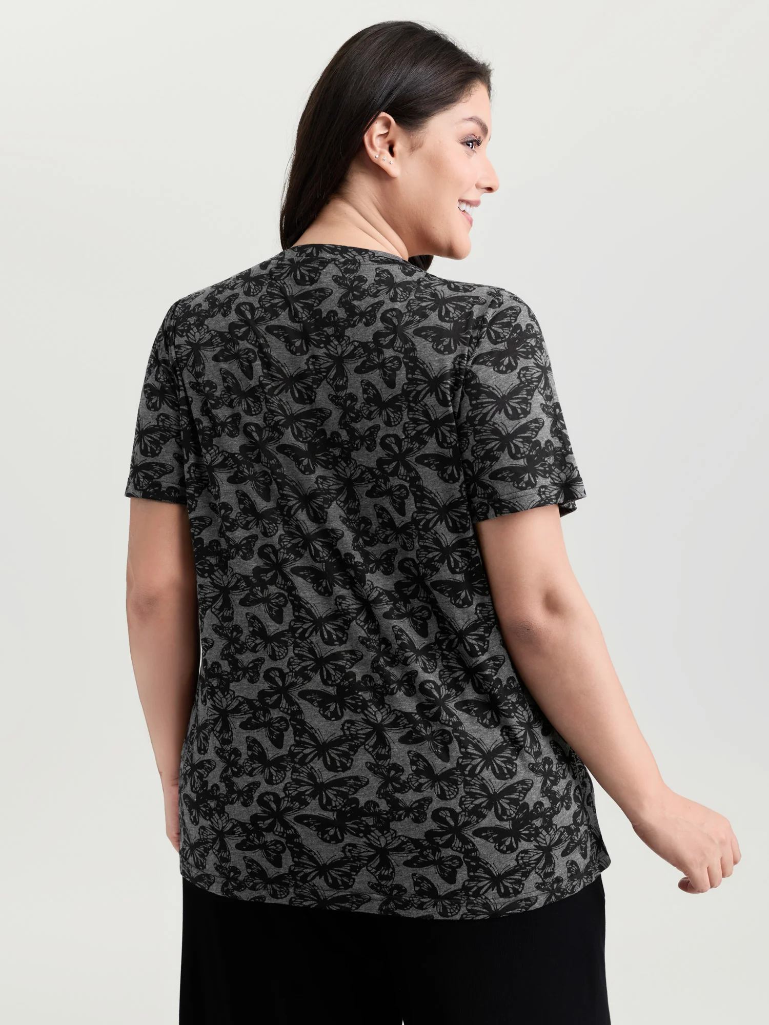 Textured Butterfly Pattern V-Neck T-Shirt - Image 4