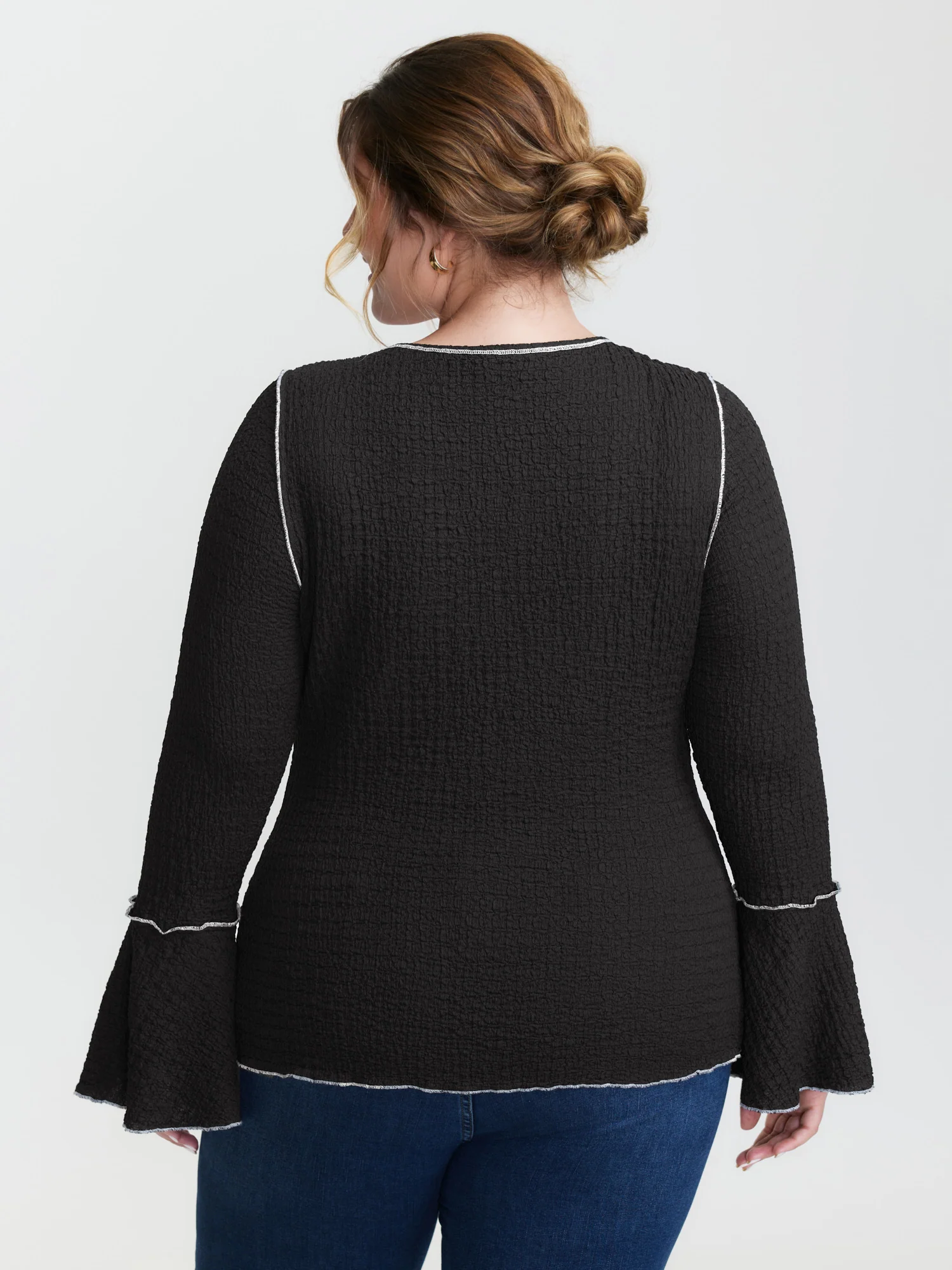 Textured Color Contrast Fitted T-Shirt - Image 4