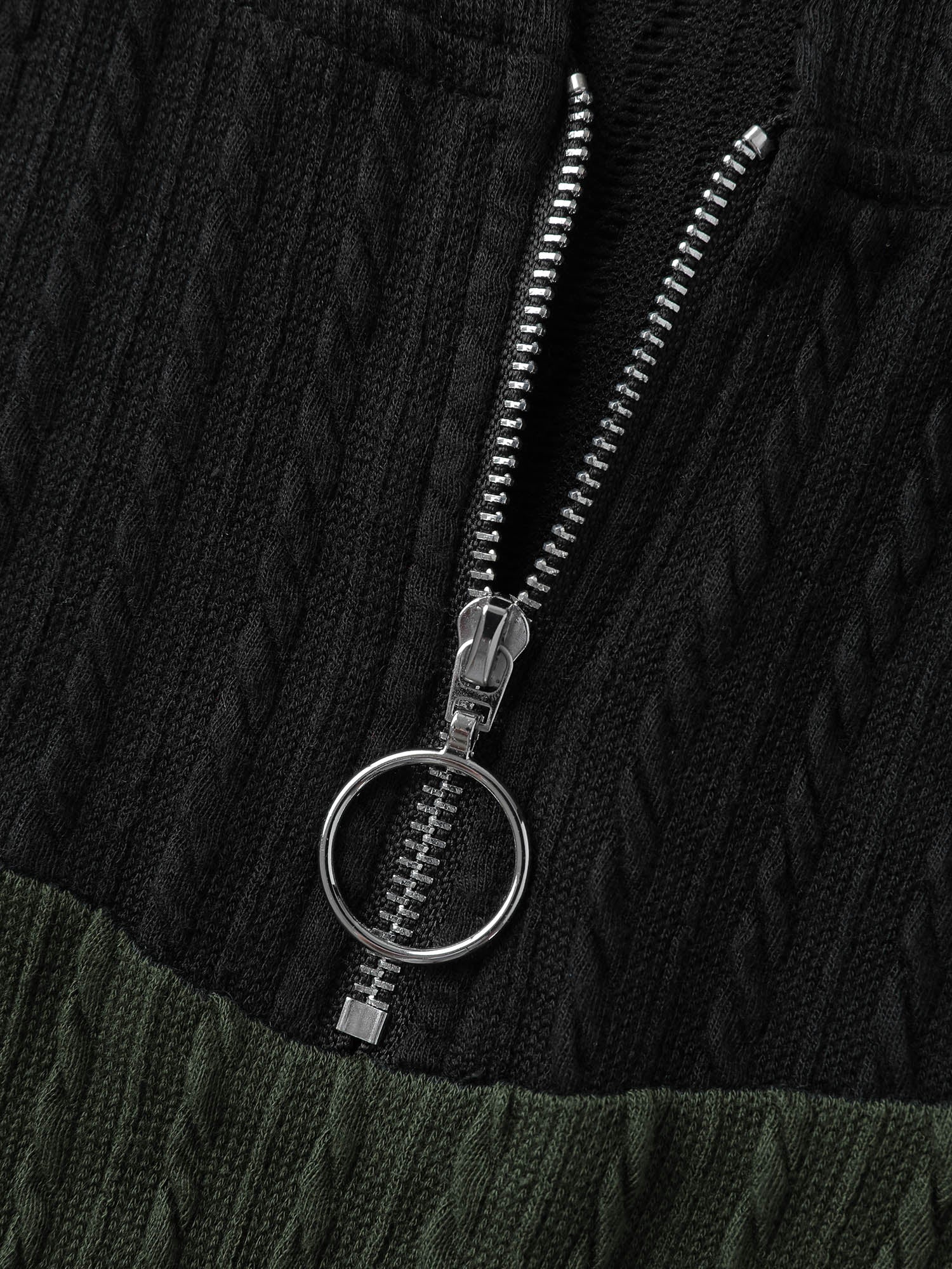 Textured Color Contrast Half-Zipper Hoodie - Image 5