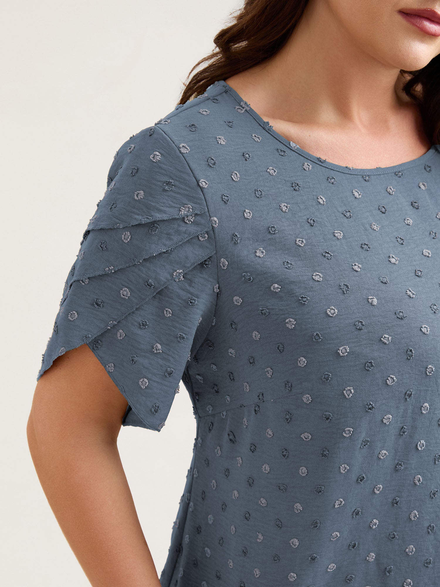 Textured Color Contrast Petal Sleeve Blouse - Image 34