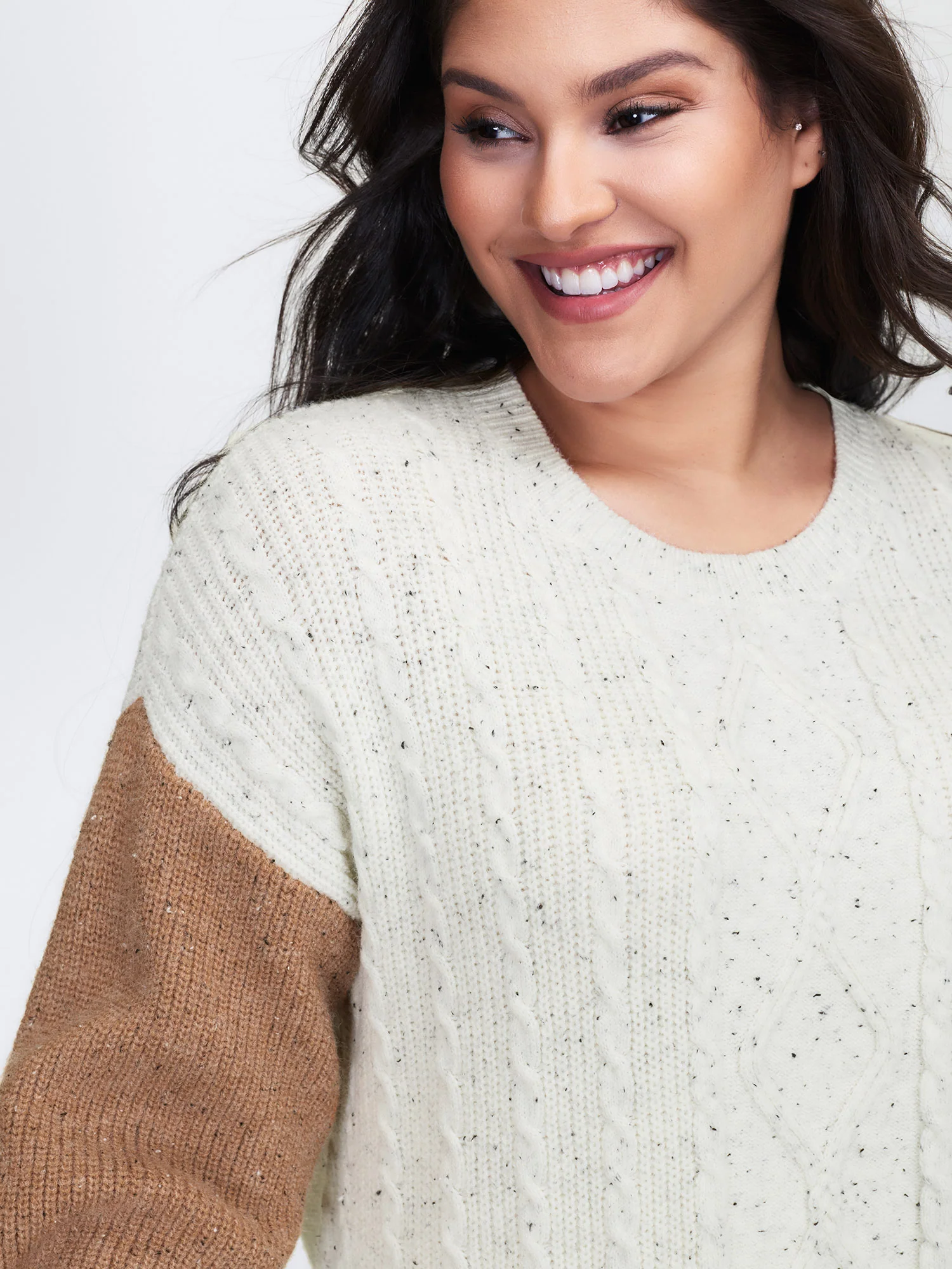 Textured Color Contrast Sleeve Pullover - Image 2