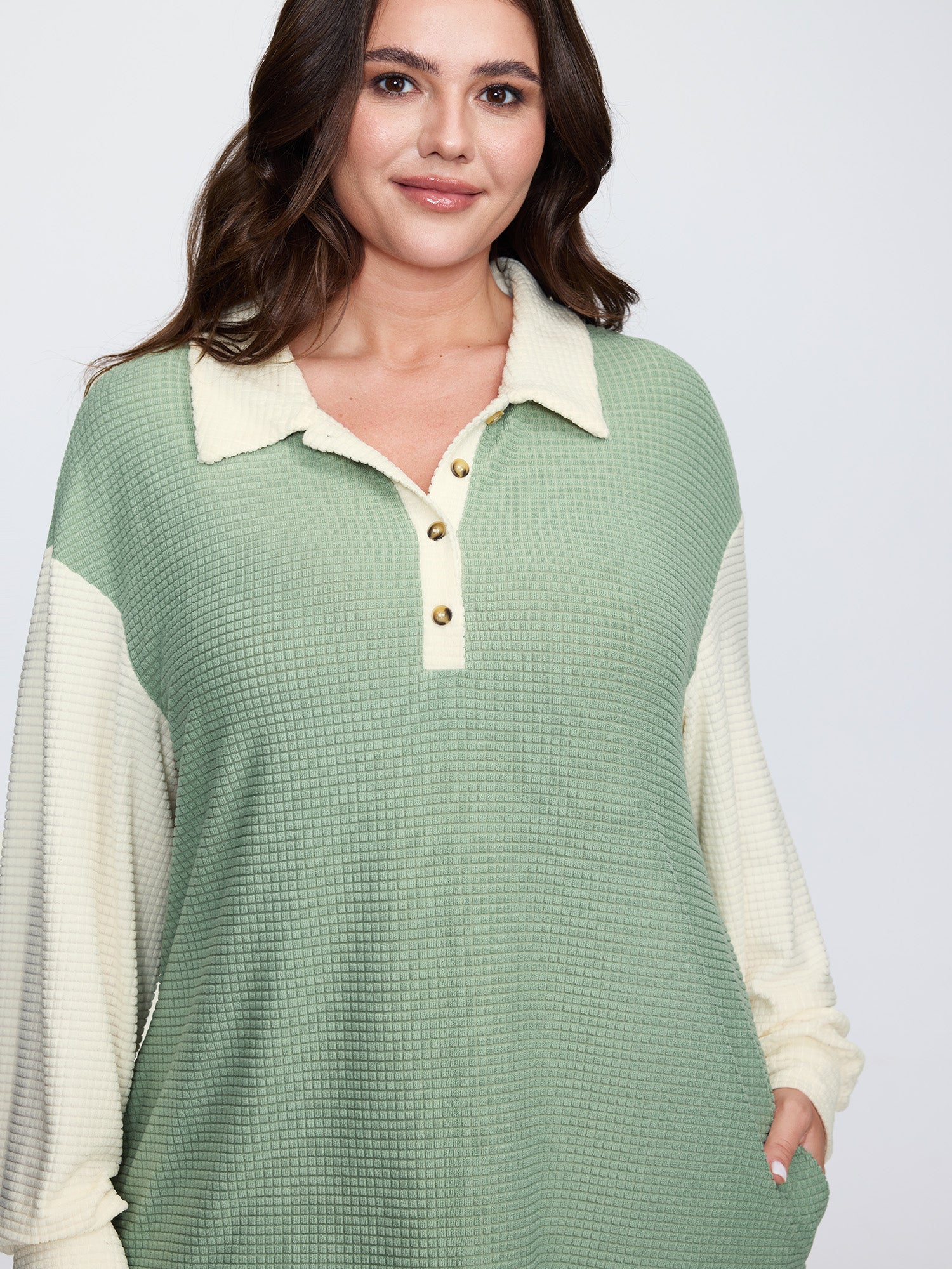 Textured Colorblock Collar Midi Dress - Image 2