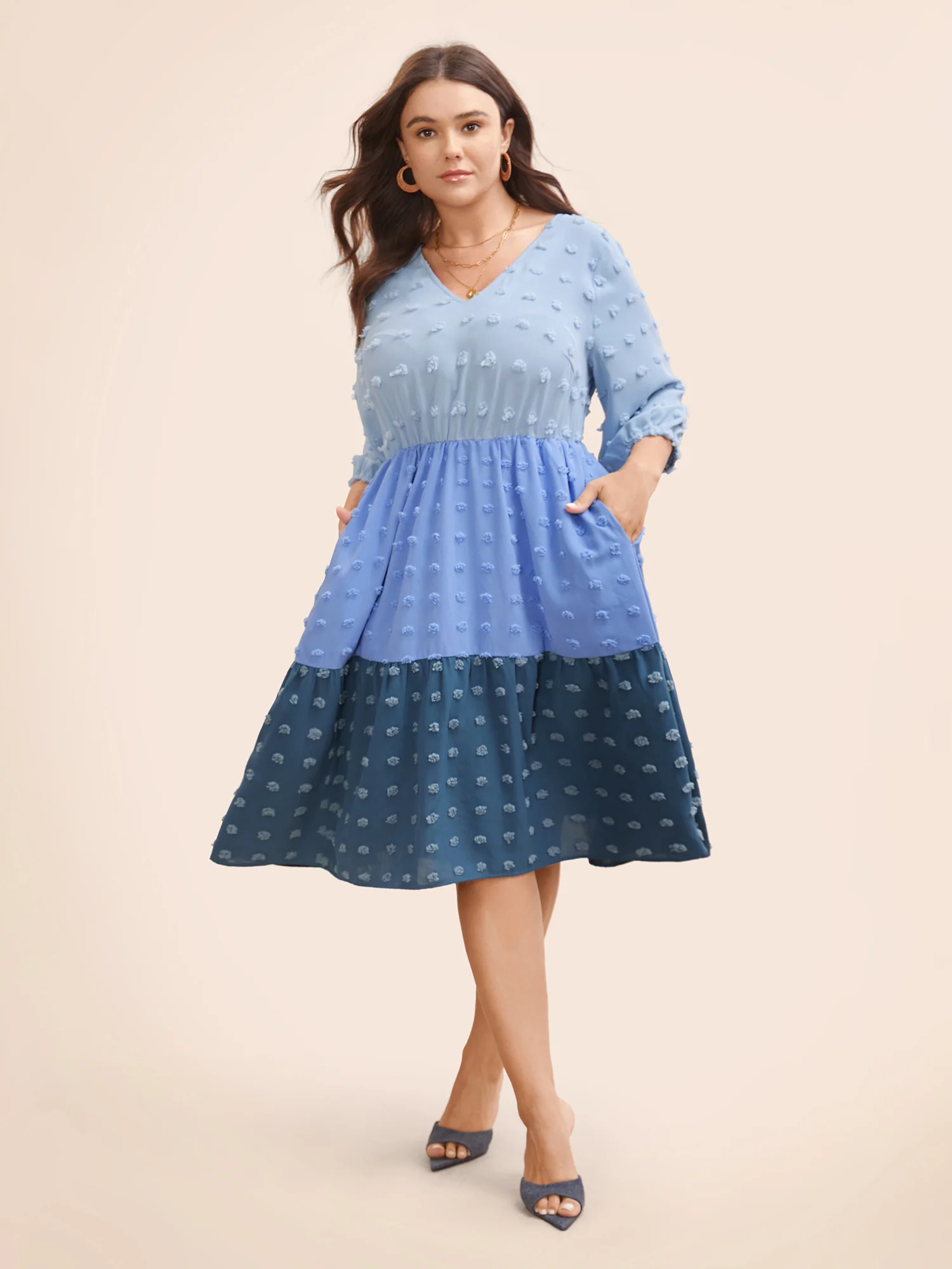 Textured Colorblock Contrast Lantern Sleeve Dress - Image 4