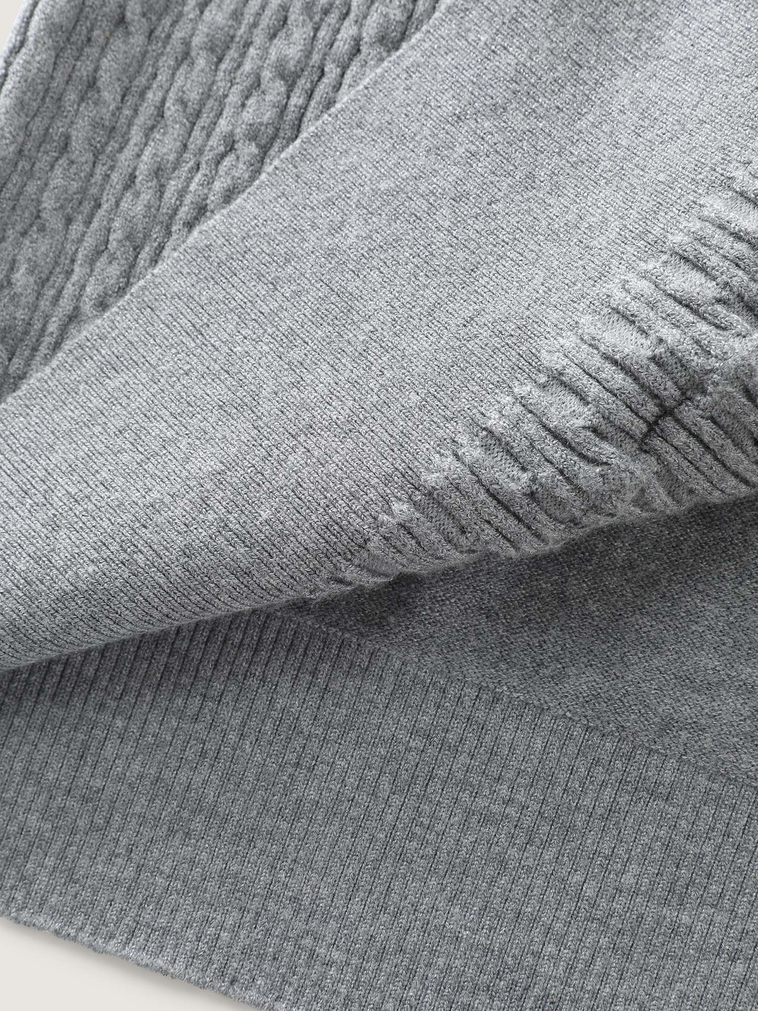 Textured Contrast Hooded Zipper Knit Cardigan - Image 6