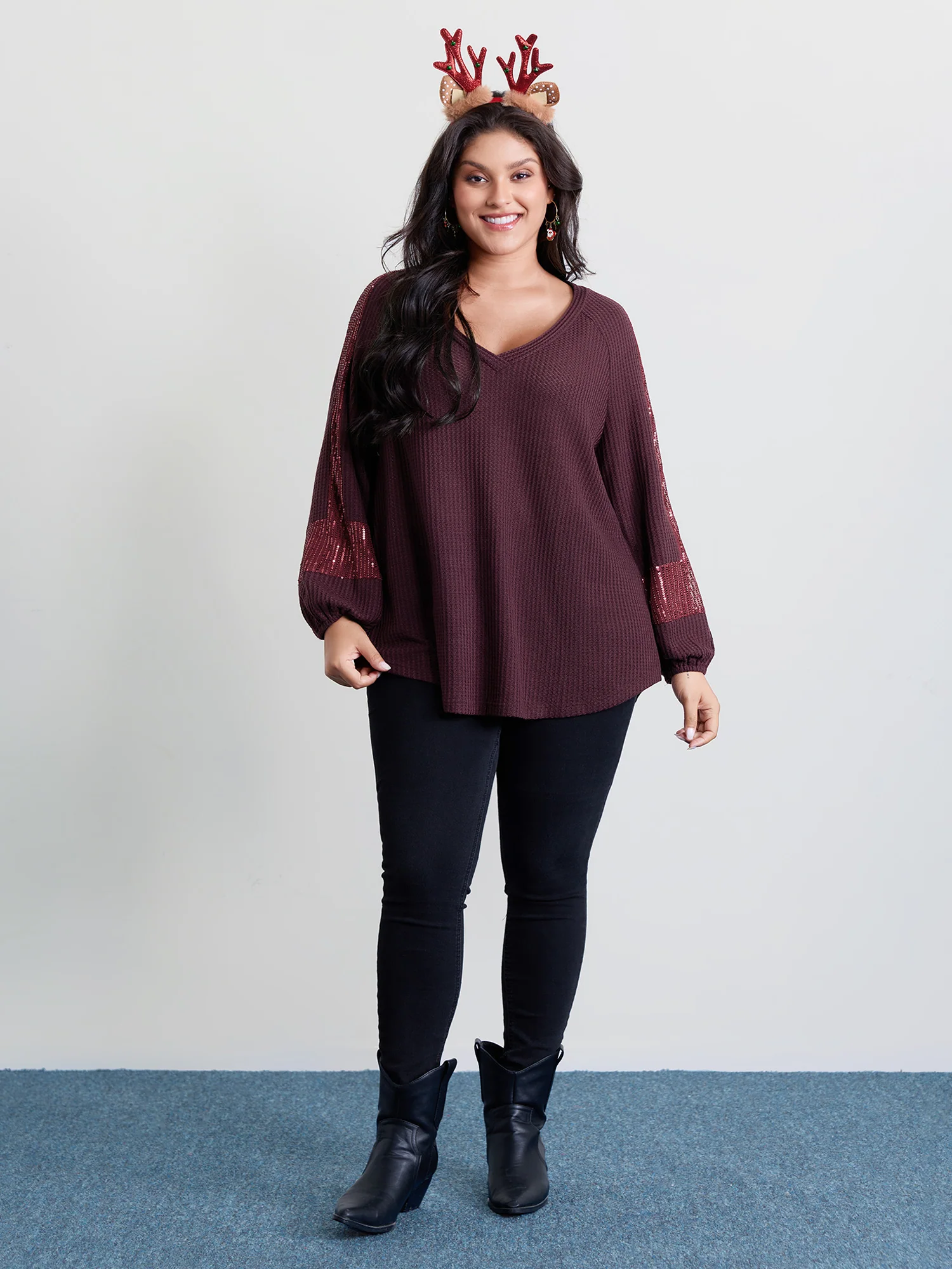 Textured Curvy Hem Relaxed-Fit Spliced T-Shirt - Image 3