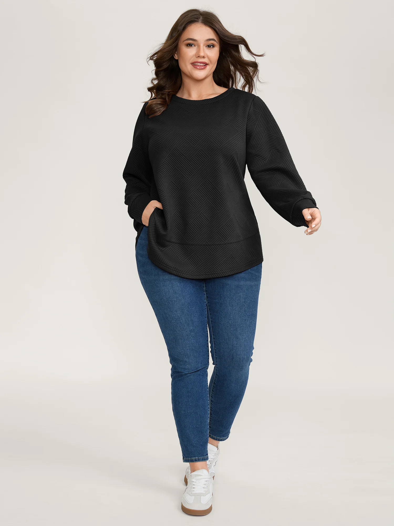 Textured Curvy Hem Round Neck Sweatshirt - Image 13