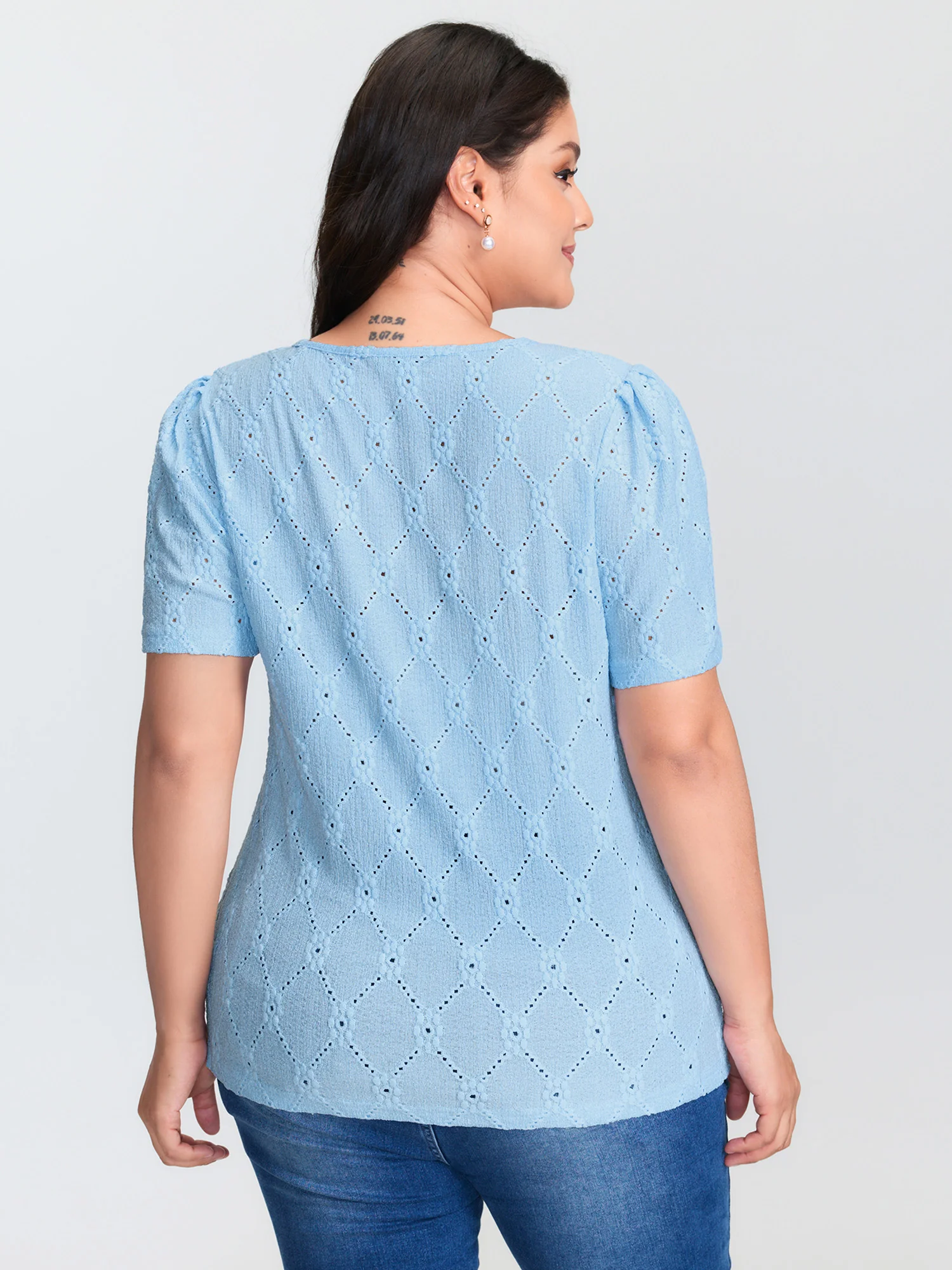 Textured Cut Out Plain T-Shirt - Image 4