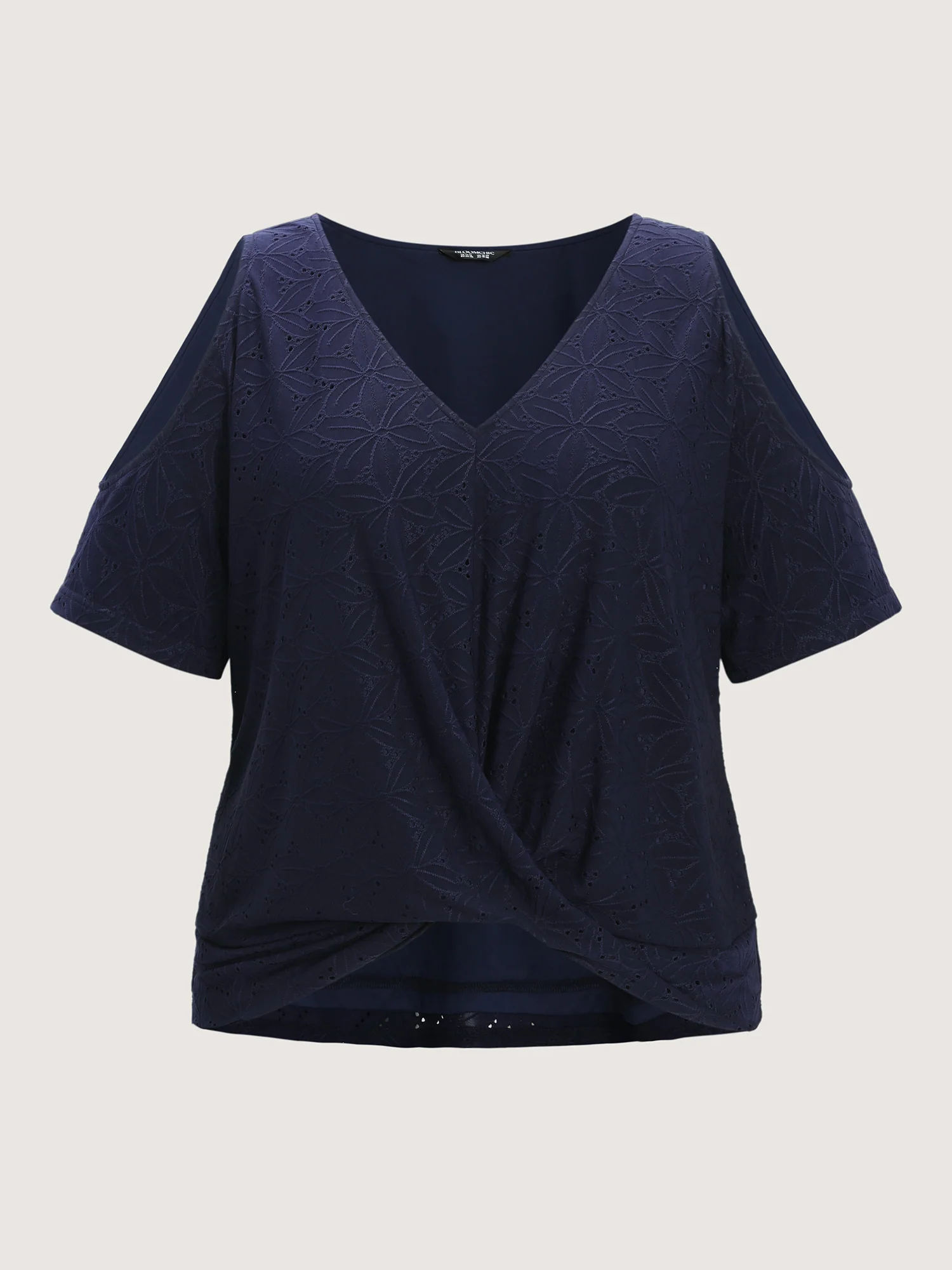 Textured Cut-Out Shoulder Stretch Knit Top - Image 7