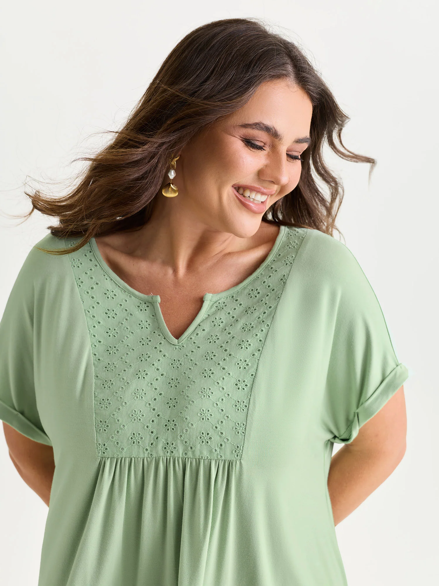Textured Cut Out V-Neck T-Shirt - Image 2