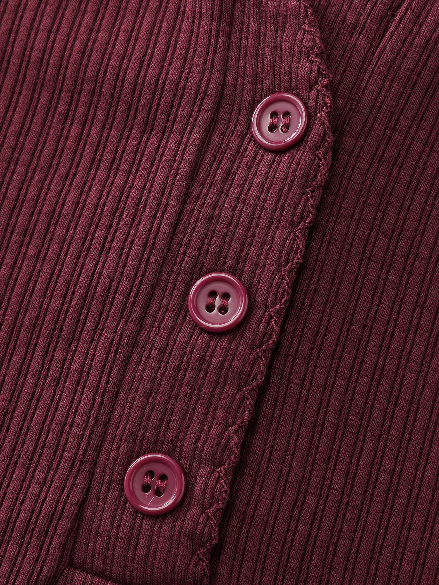 Textured Deep V-Neck Fitted T-Shirt - Image 5