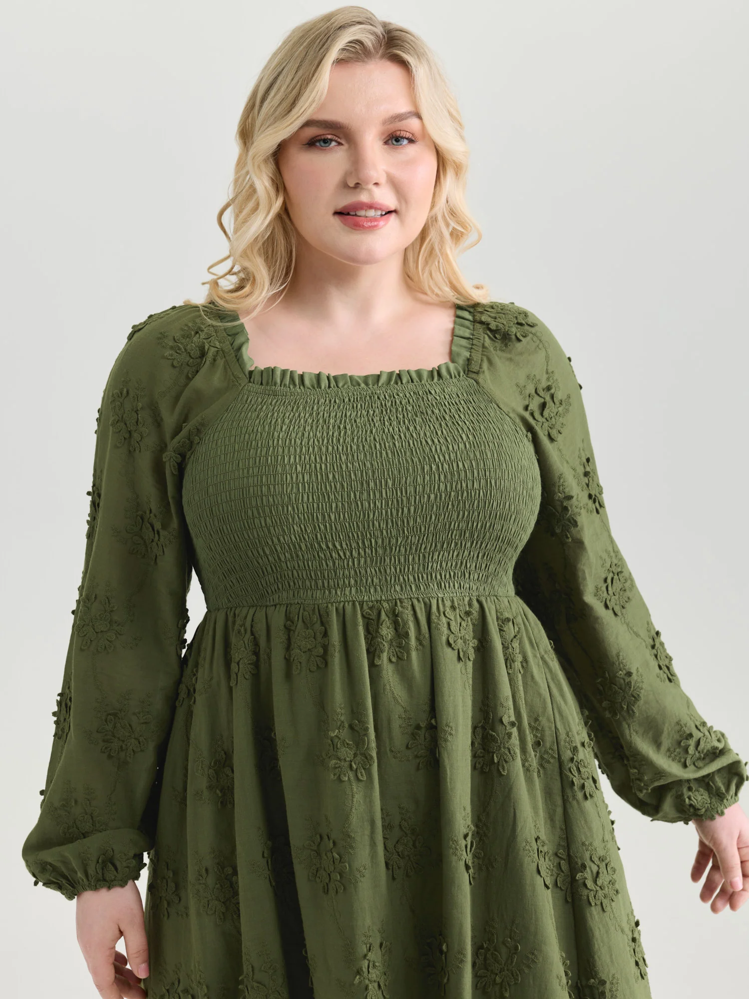 Textured Embroidery Shirred Square Neckline Midi Dress - Image 2