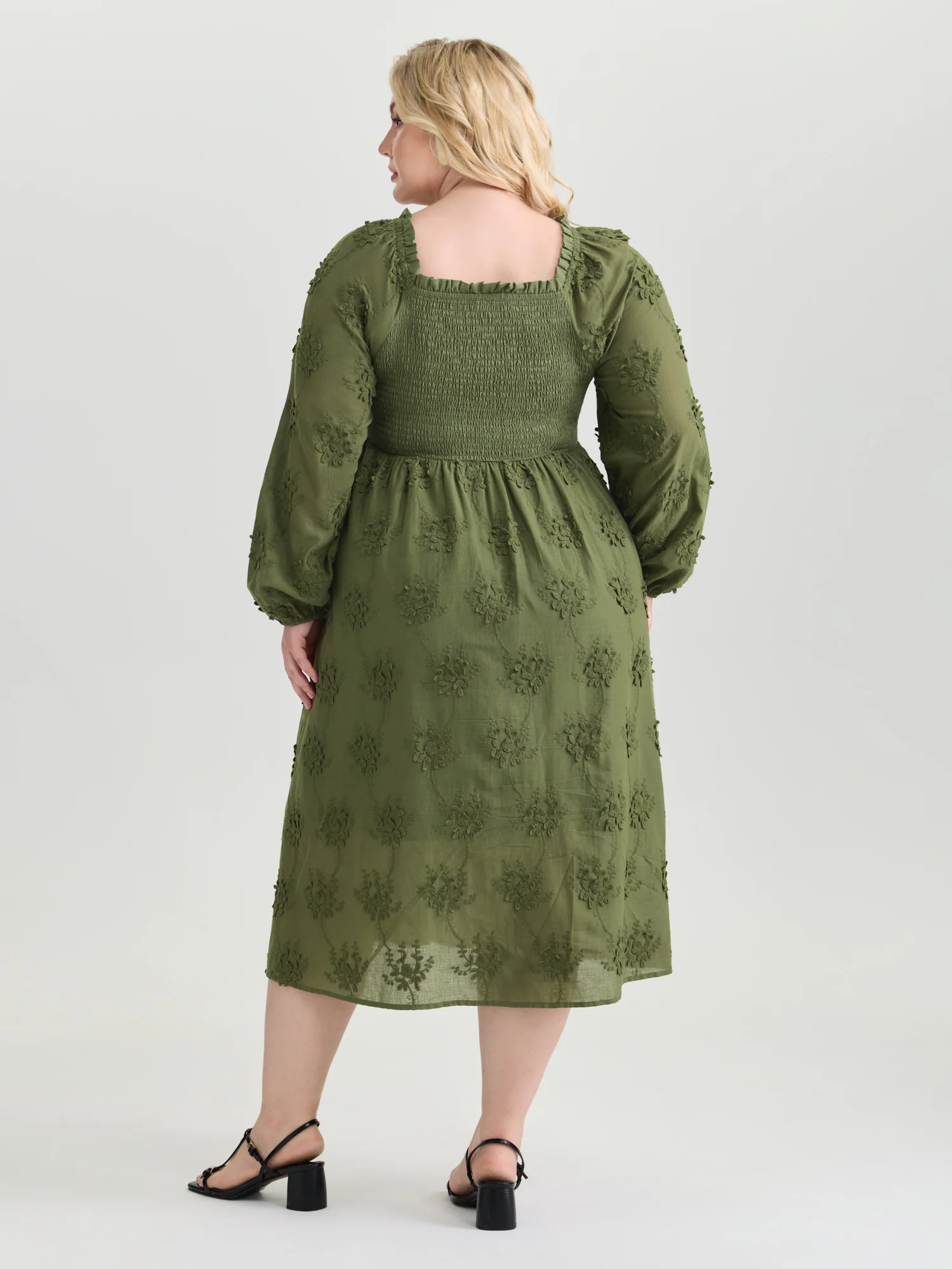 Textured Embroidery Shirred Square Neckline Midi Dress - Image 4