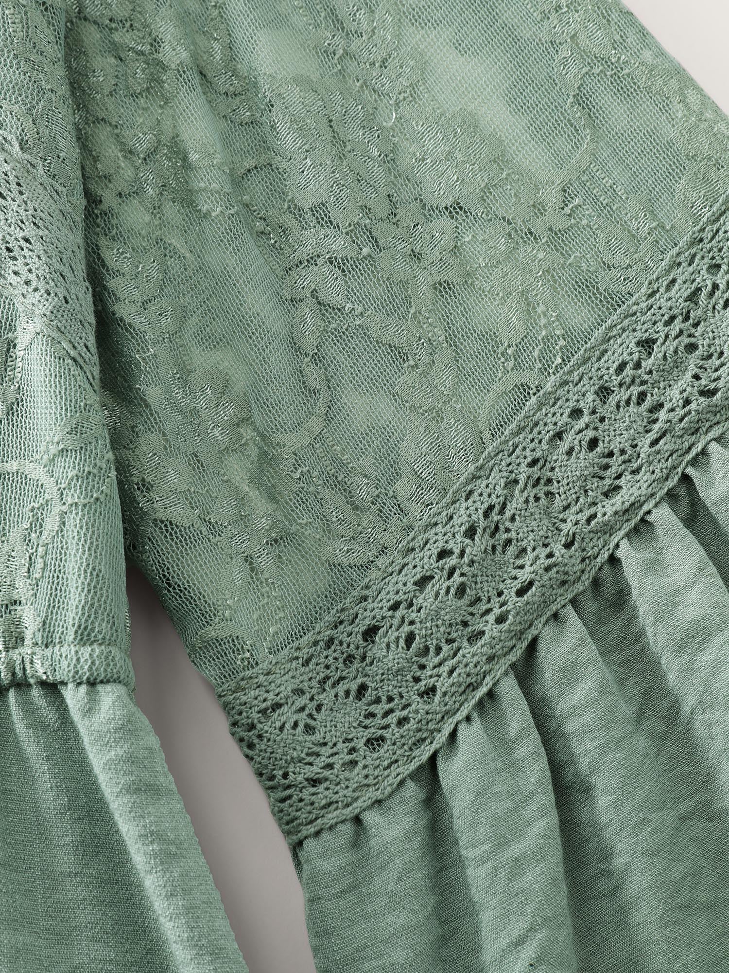 Textured Floral Lace Patchwork Blouse - Image 6