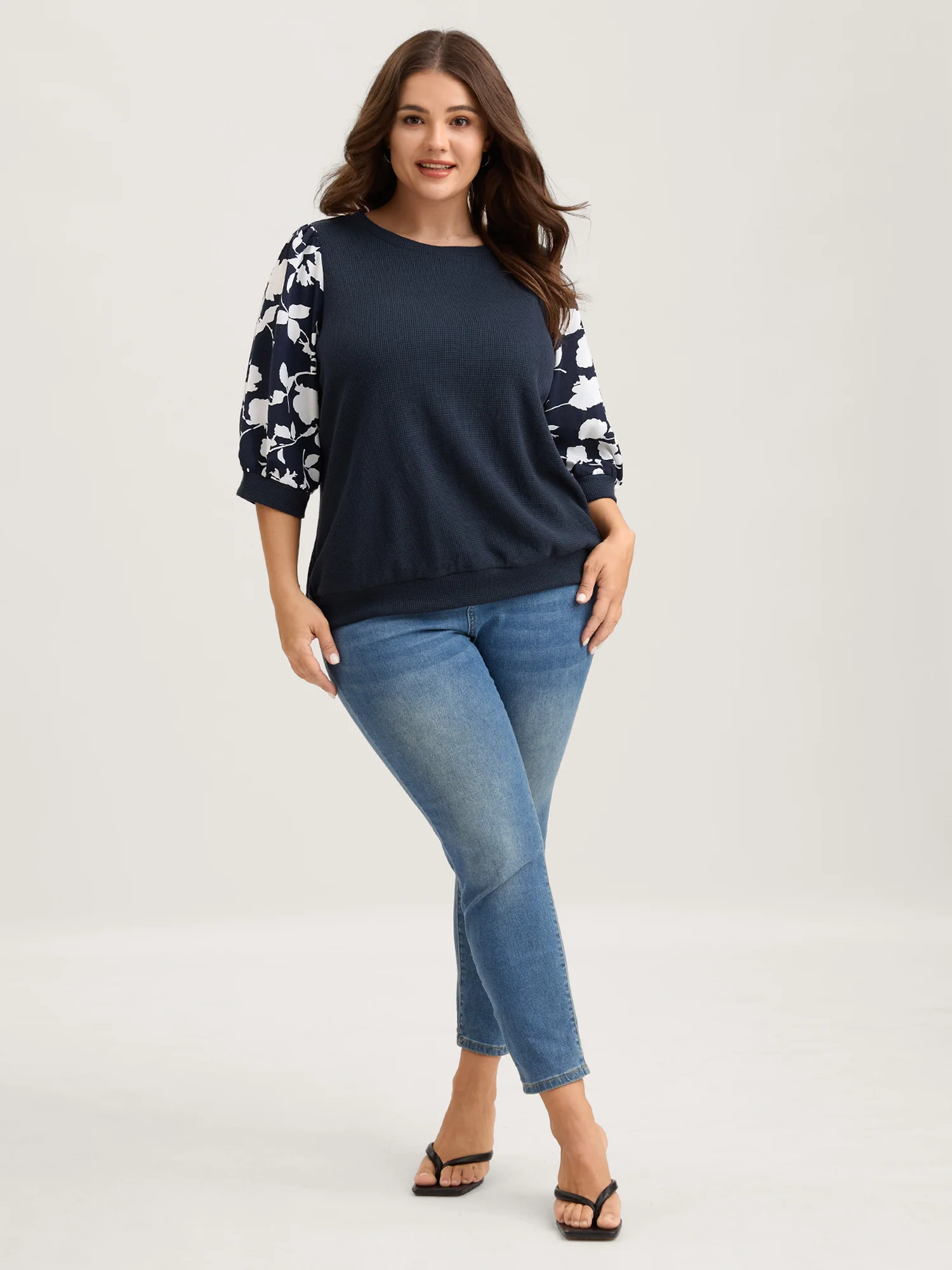 Textured Floral Puffy Sleeve Sweatshirt - Image 15