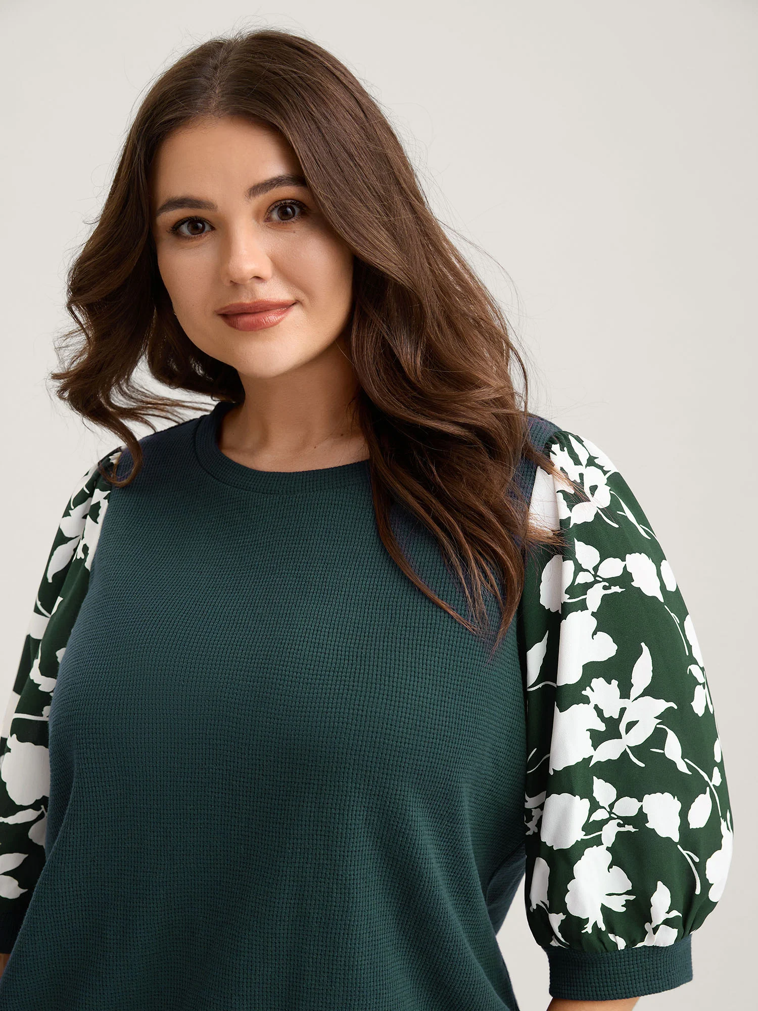 Textured Floral Puffy Sleeve Sweatshirt - Image 2
