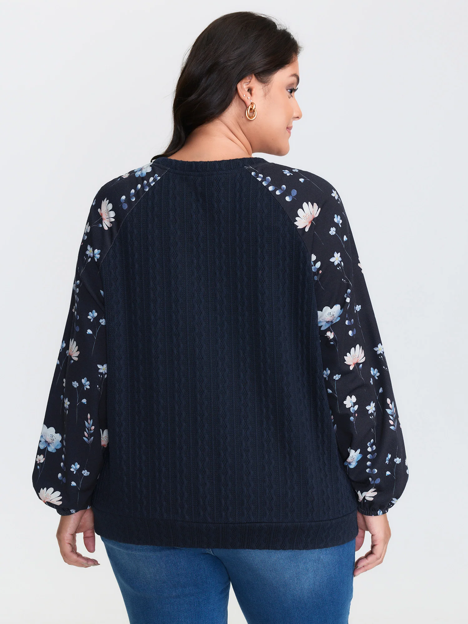 Textured Floral Raglan Sleeve Sweatshirt - Image 5