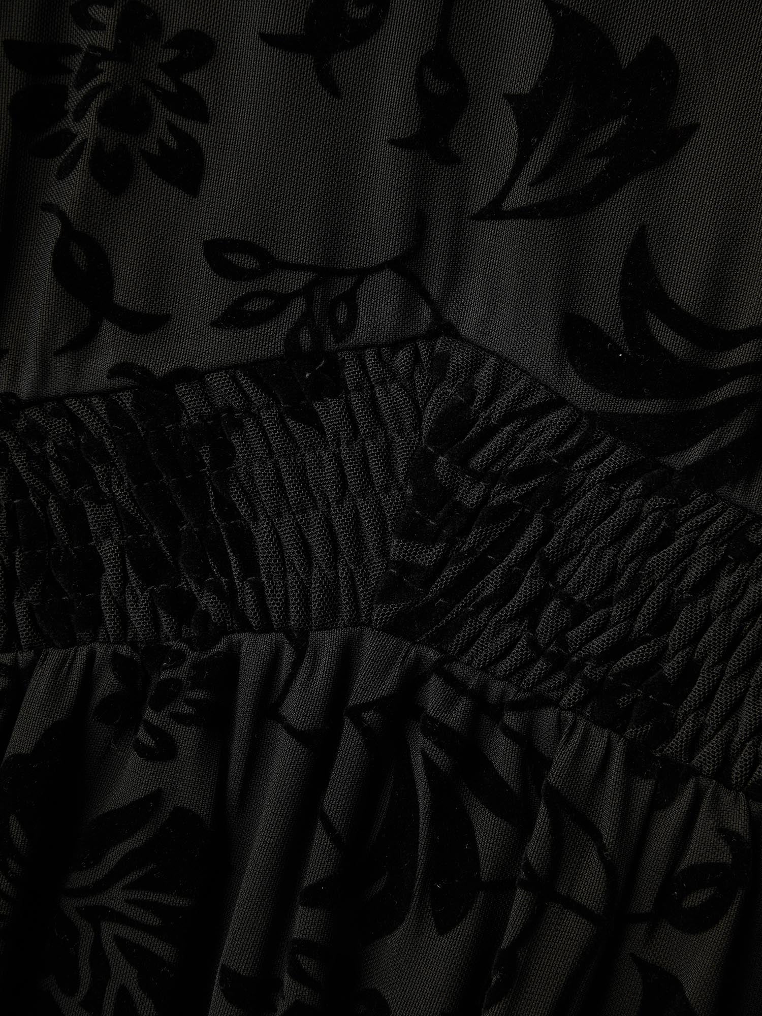 Textured Floral Shirred Waist Knee-Length Dress - Image 5